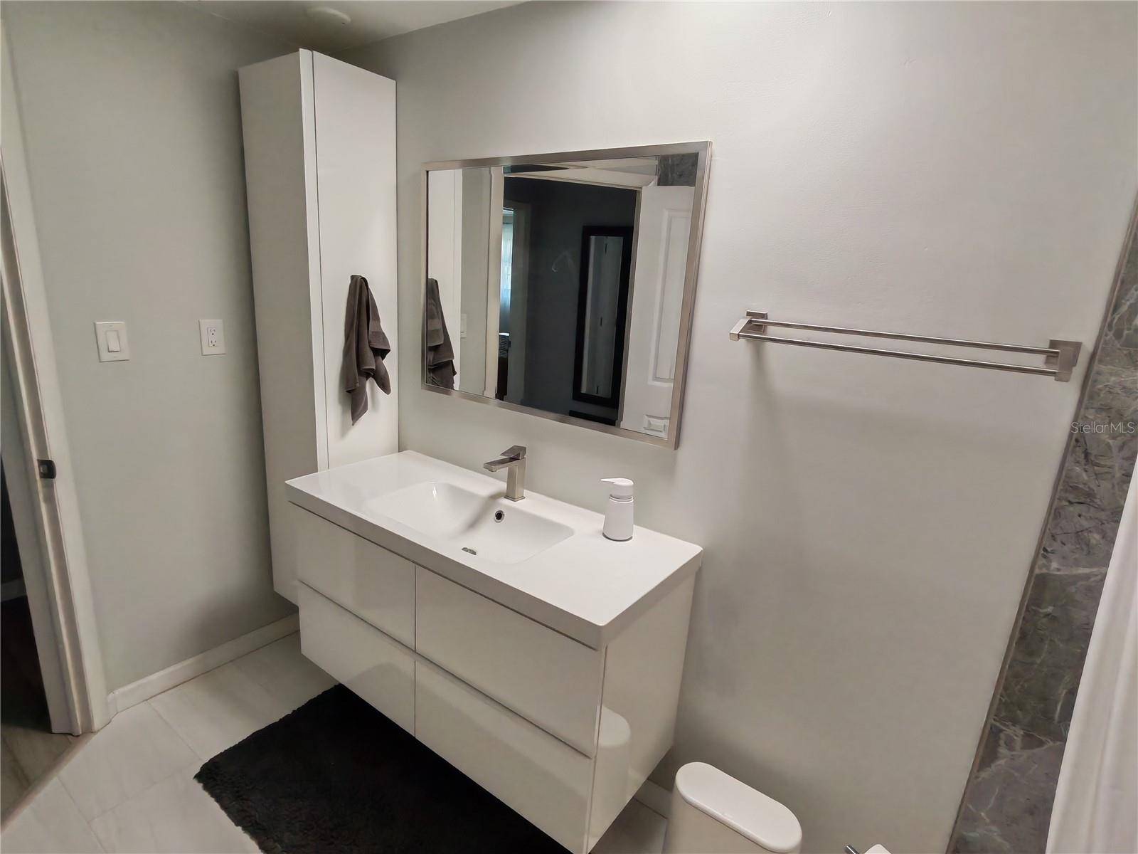 7708 ROSEWOOD DR — photo 20