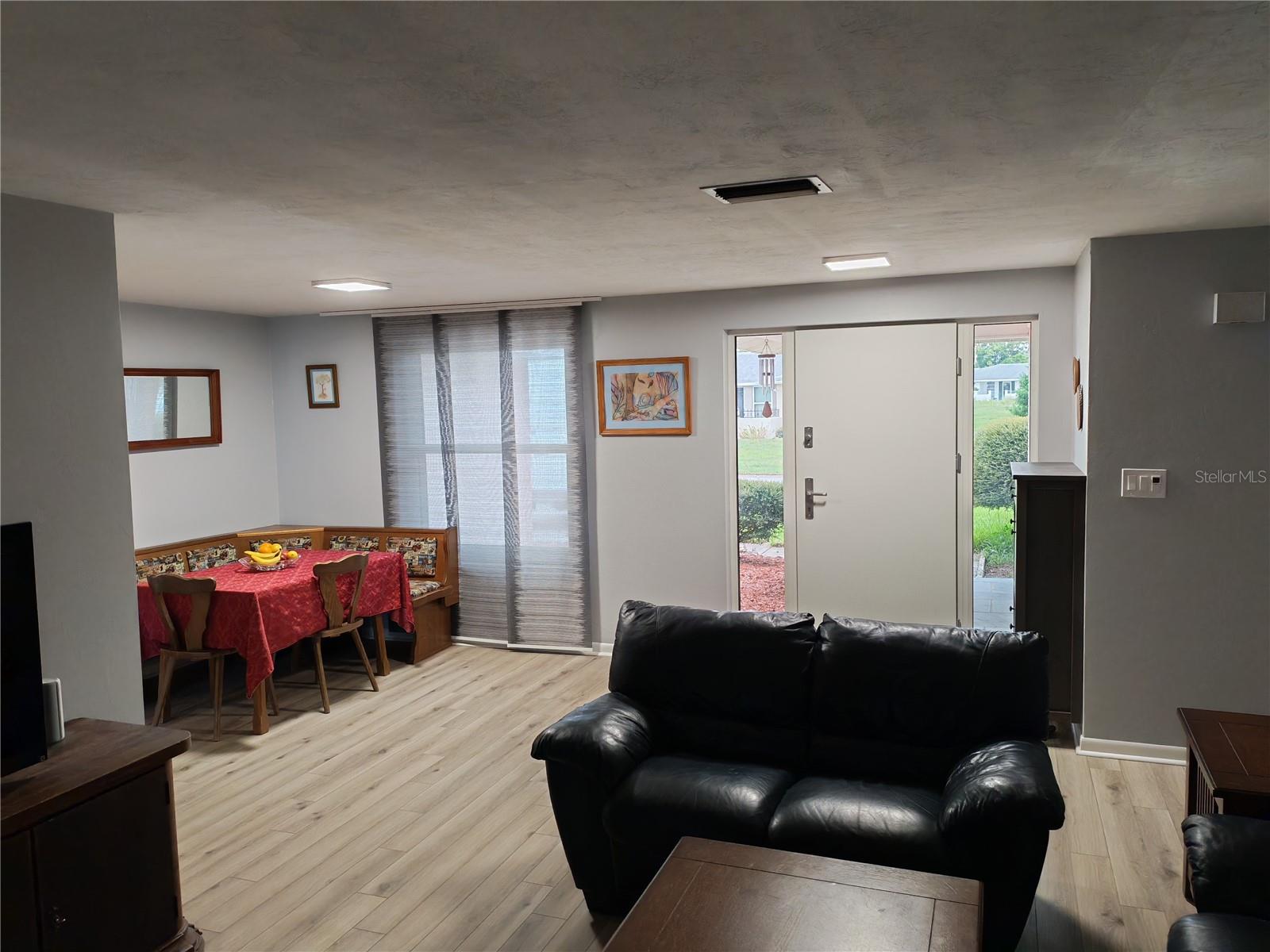 7708 ROSEWOOD DR — photo 32