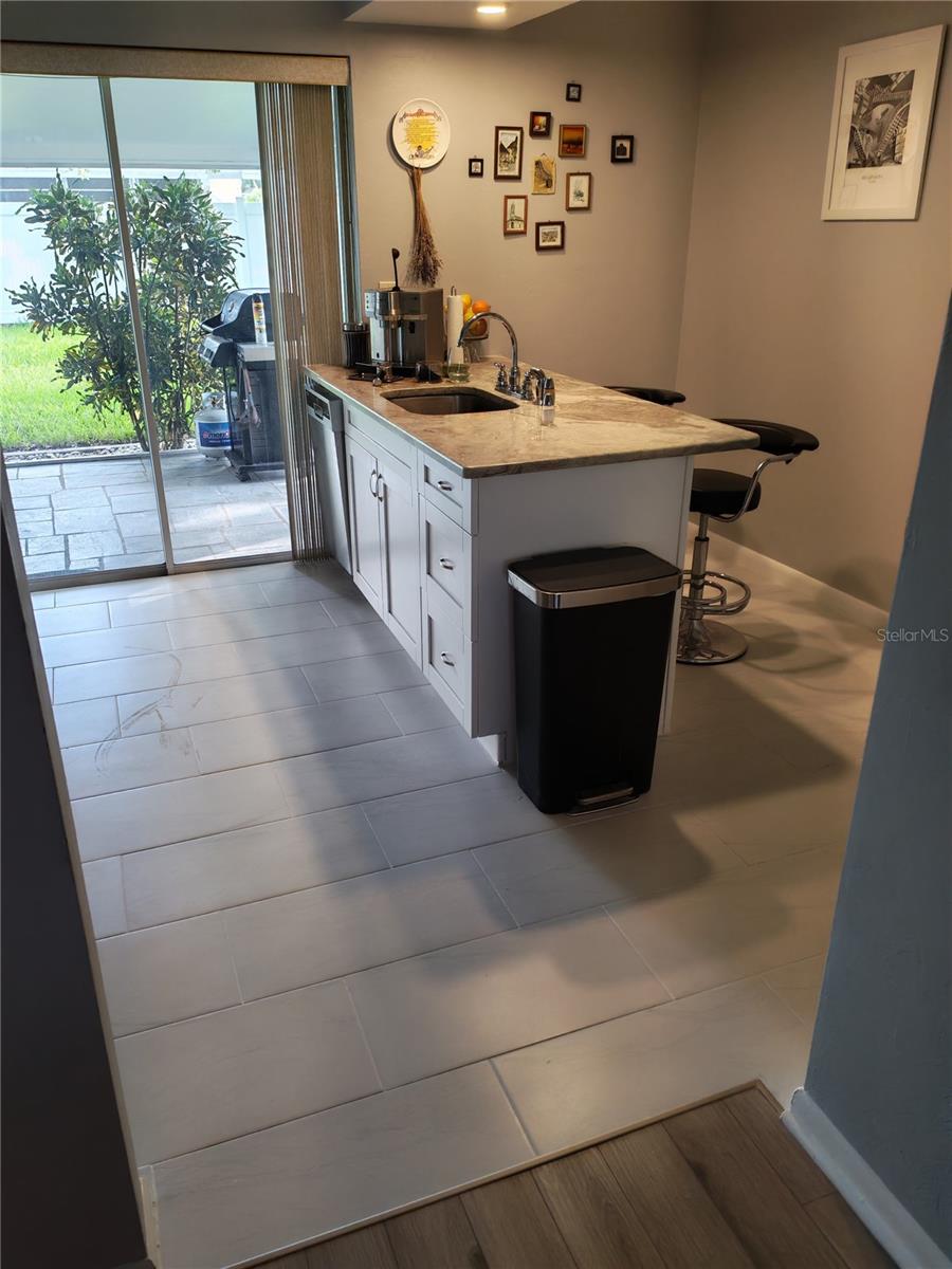 7708 ROSEWOOD DR — photo 44