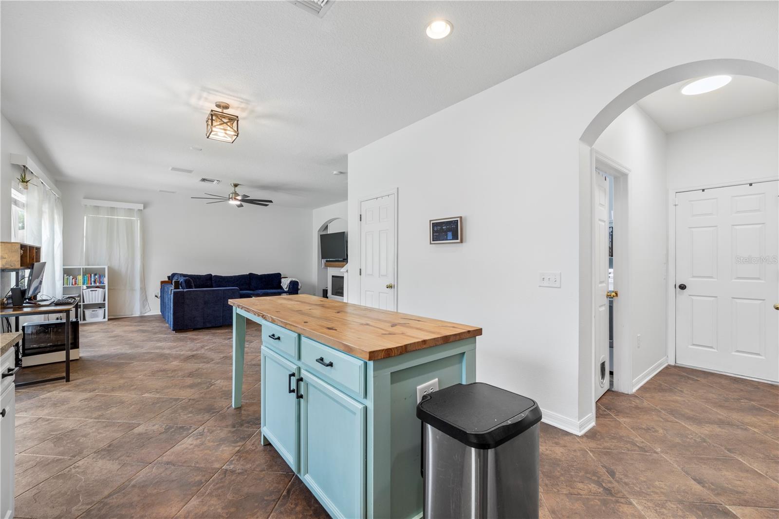 6053 EVERLASTING PL — photo 18