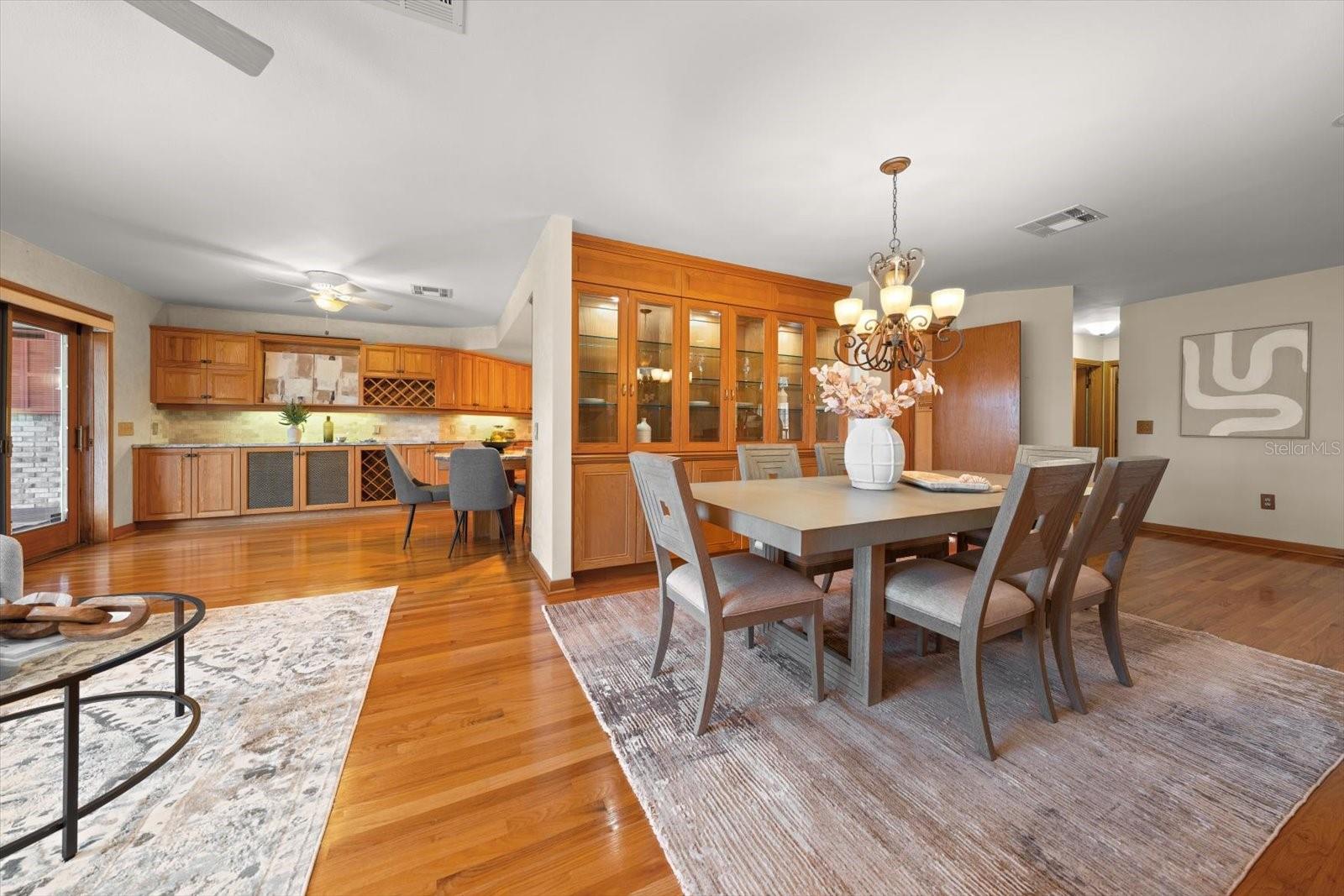 220 HARBOR VIEW LN — photo 19