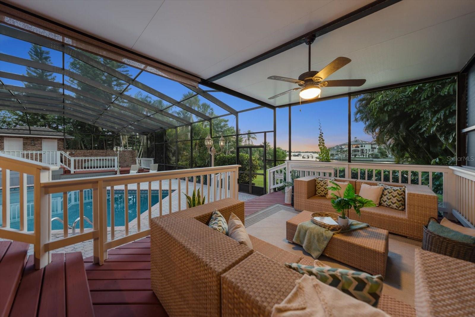 220 HARBOR VIEW LN — photo 30