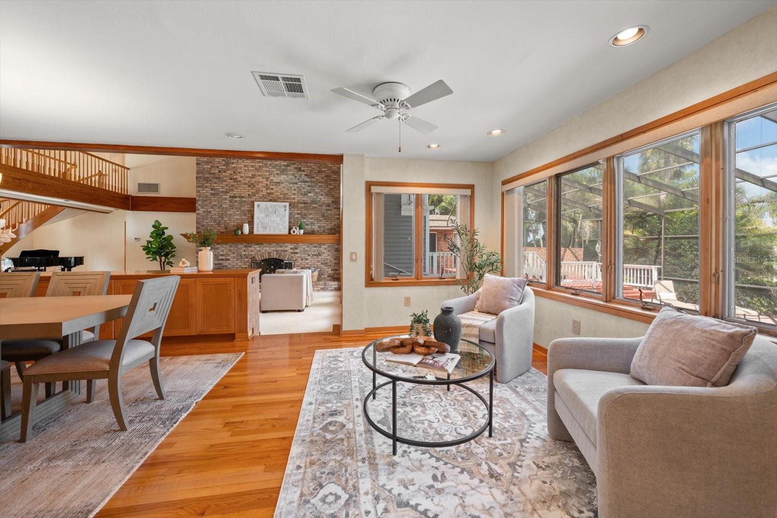 220 HARBOR VIEW LN — photo 16