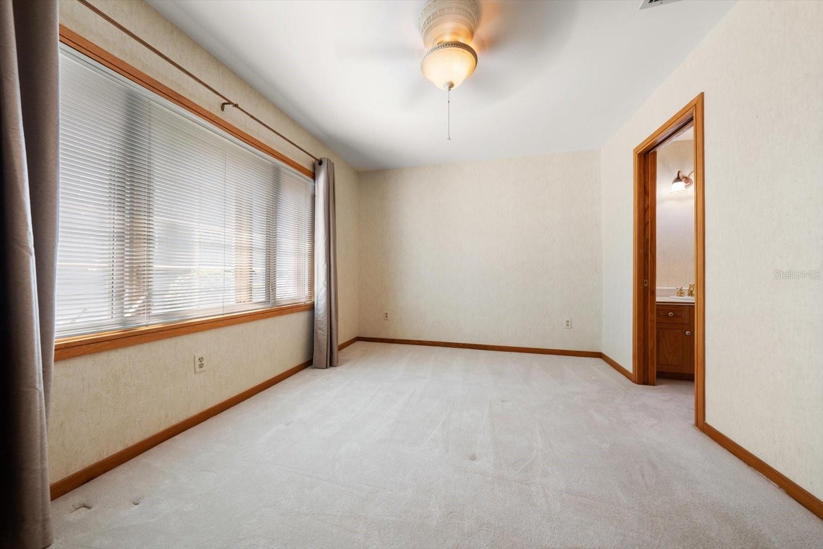 220 HARBOR VIEW LN — photo 61