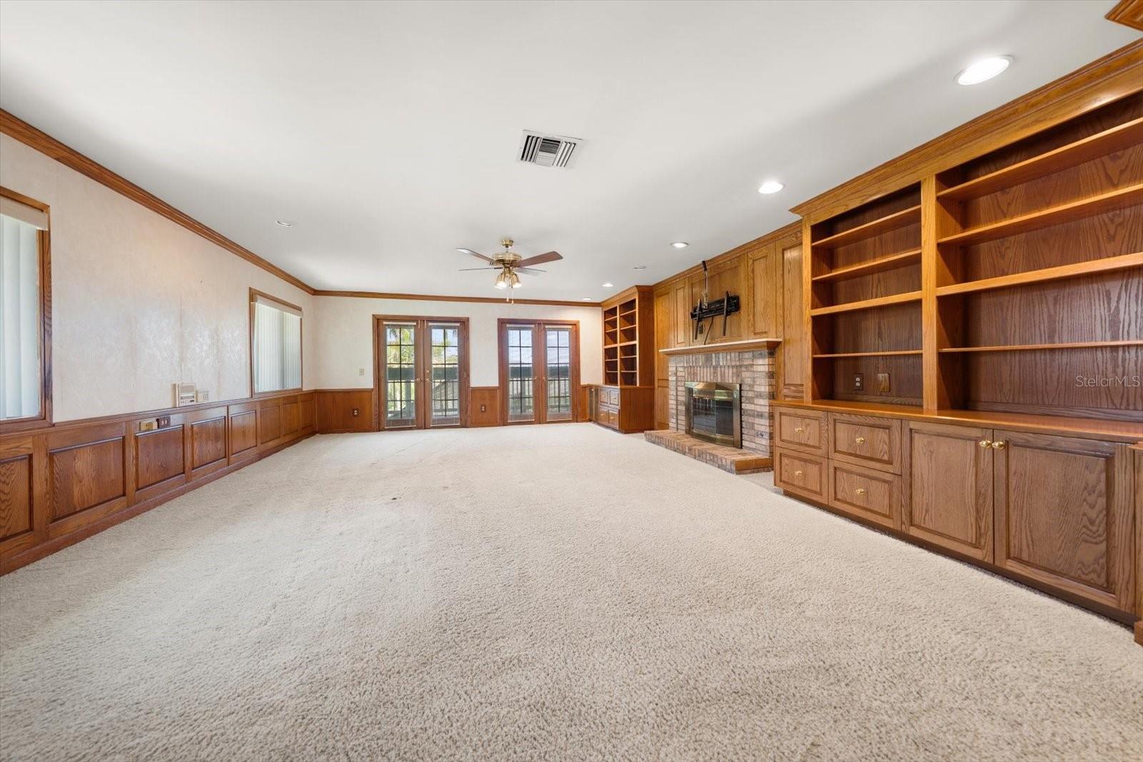 220 HARBOR VIEW LN — photo 52