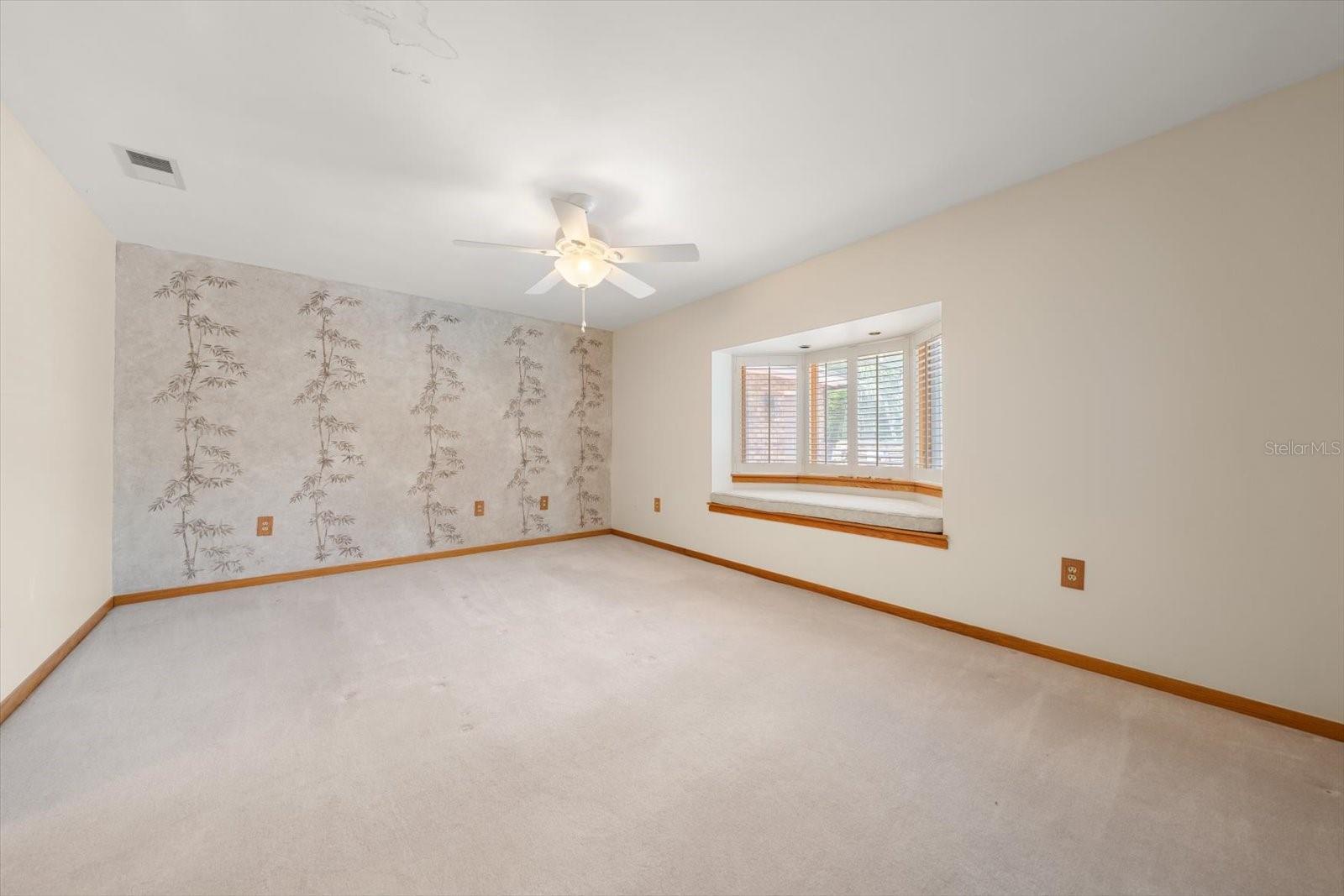220 HARBOR VIEW LN — photo 56