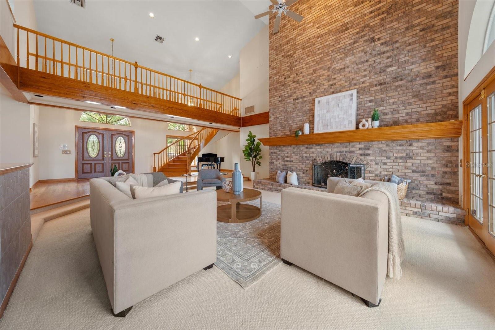 220 HARBOR VIEW LN — photo 8