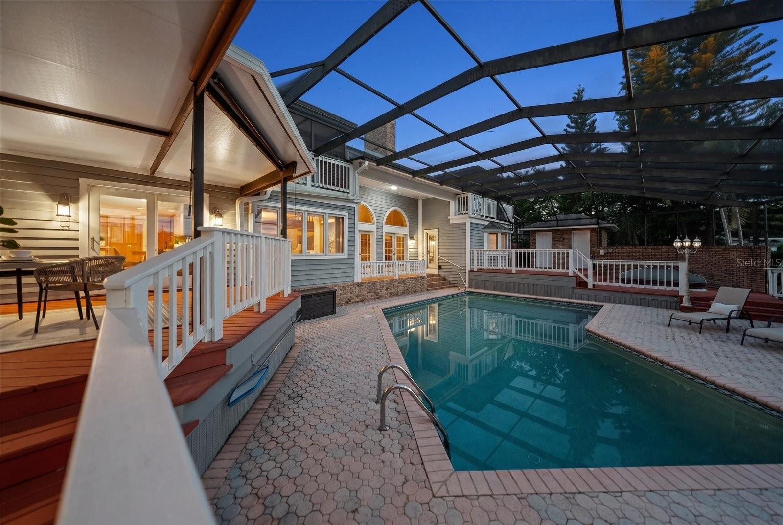 220 HARBOR VIEW LN — photo 31
