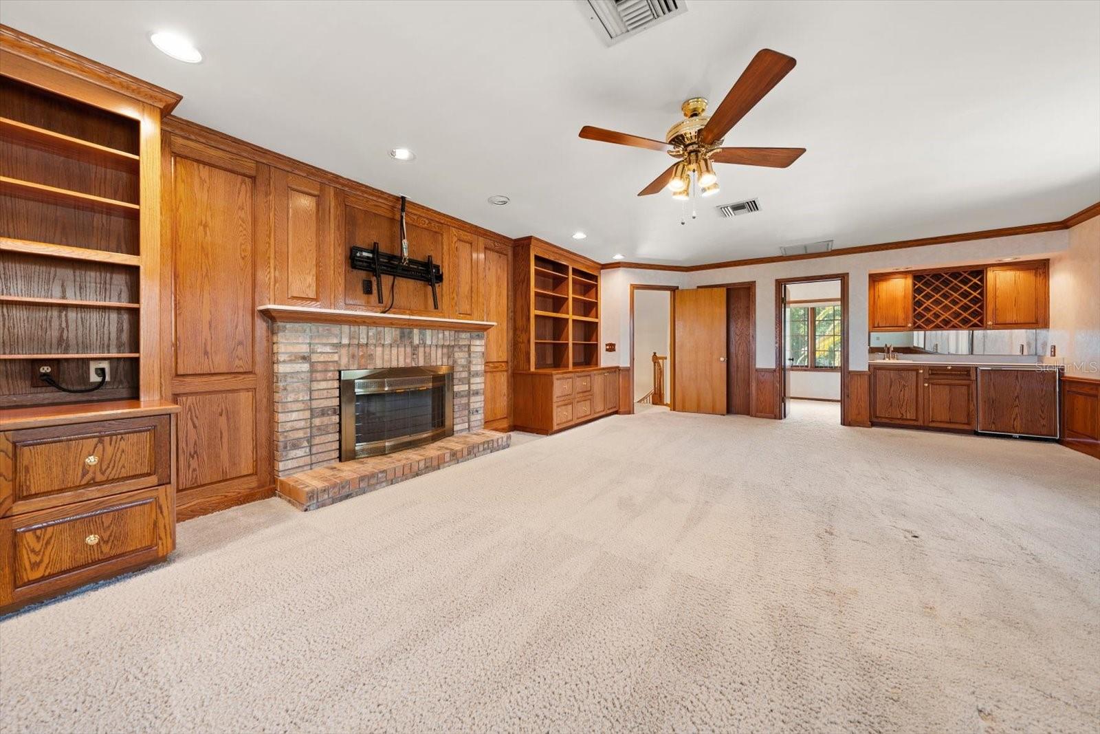 220 HARBOR VIEW LN — photo 50
