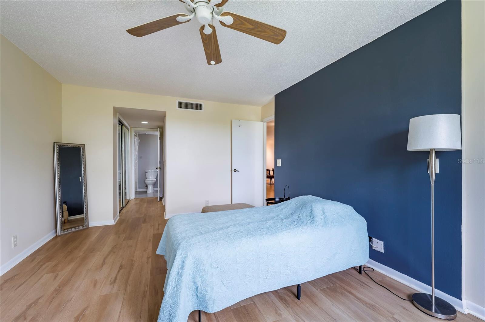 3062 EASTLAND BLVD #406 — photo 26