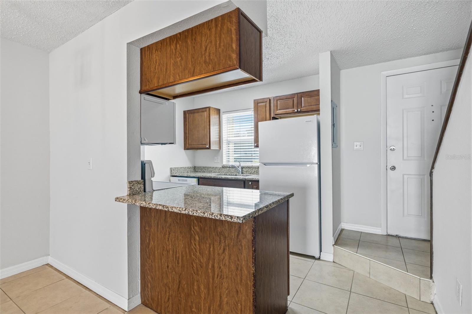 11906 CYPRESS HILL CIR — photo 6
