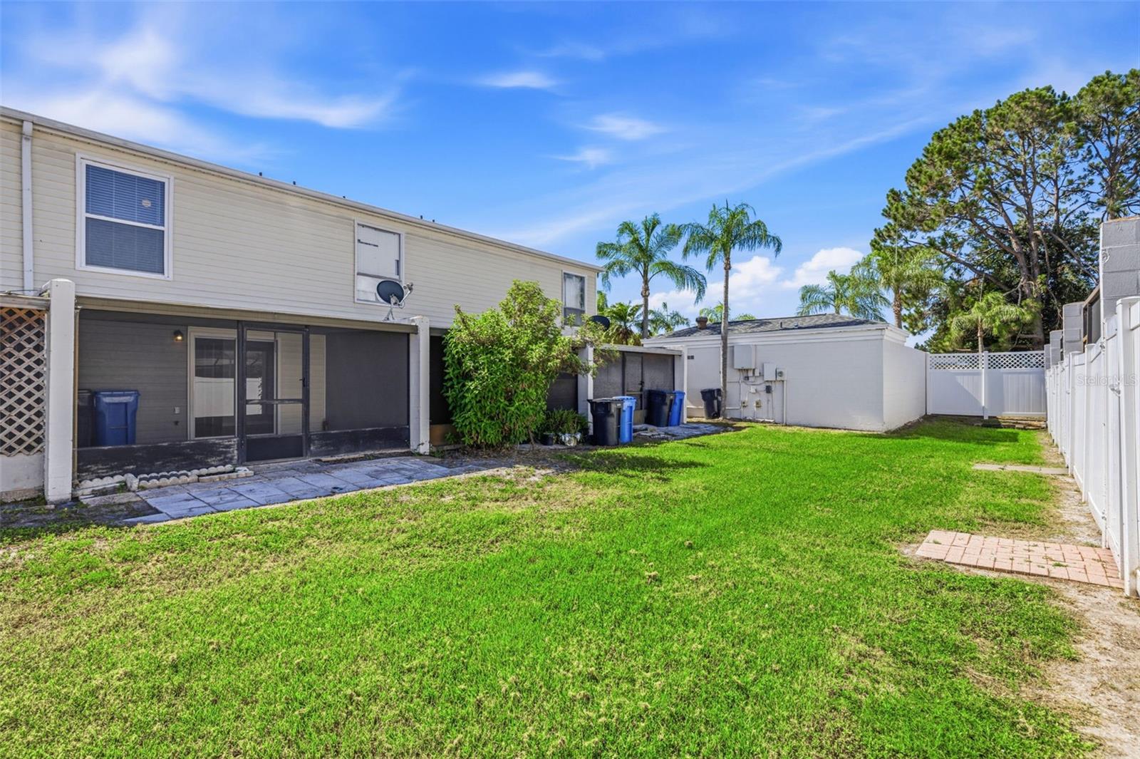 11906 CYPRESS HILL CIR — photo 23