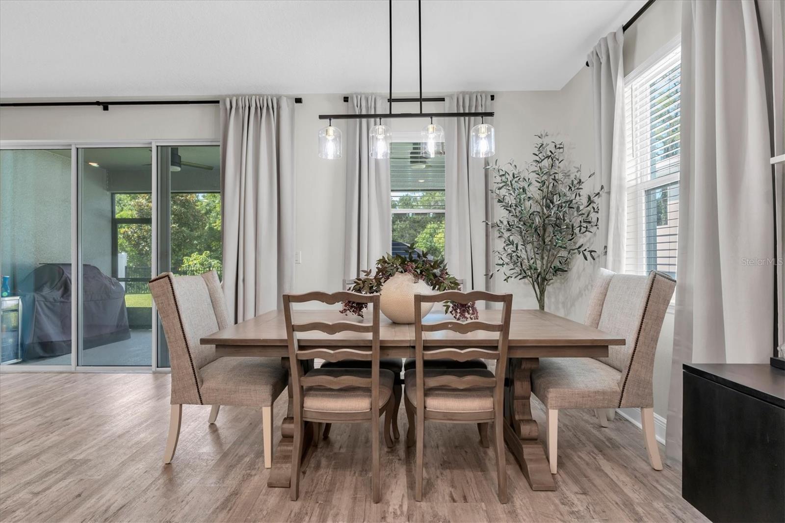 8110 PRAISE DR — photo 22