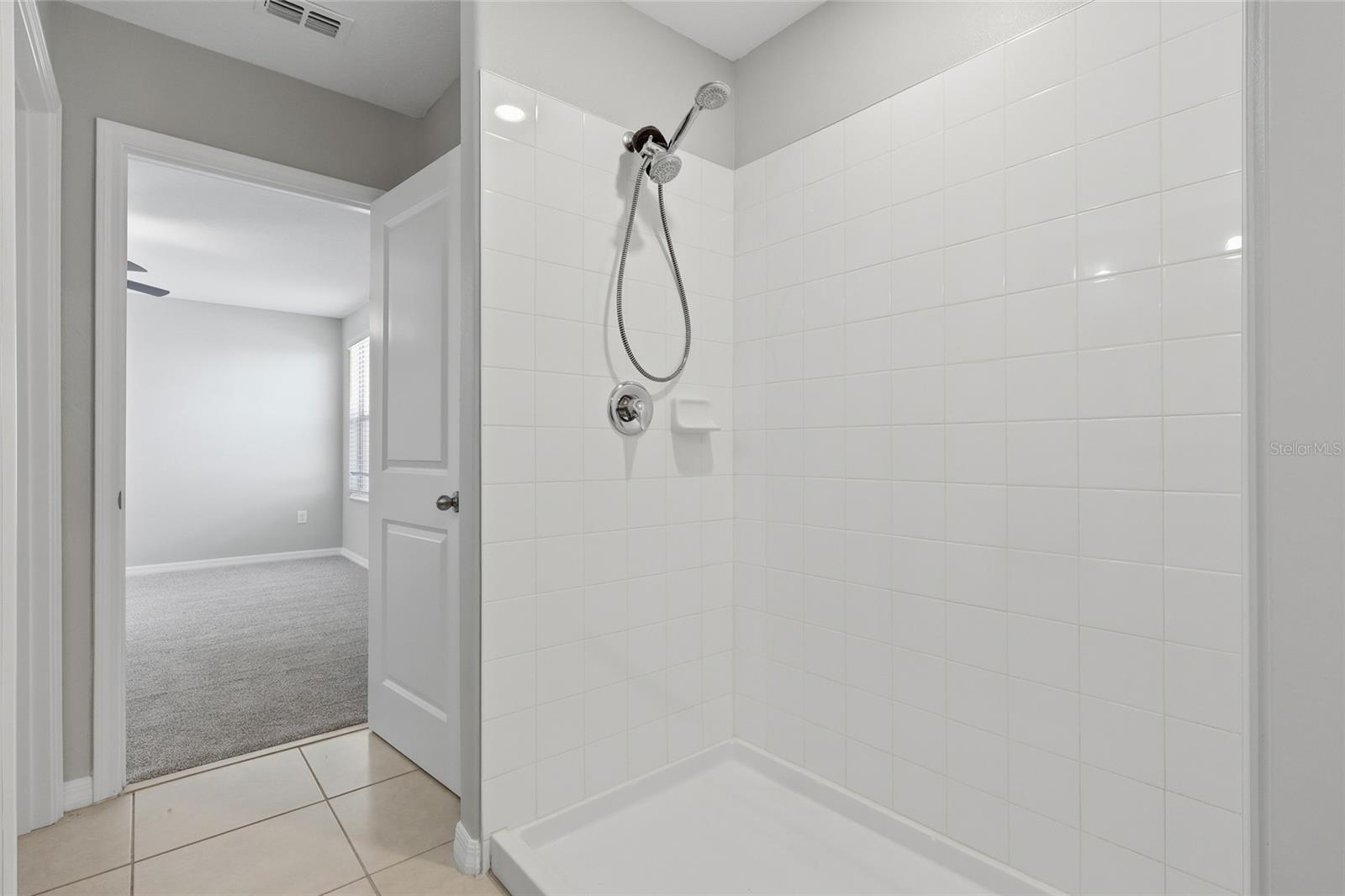 17237 WHITE MANGROVE DR — photo 32