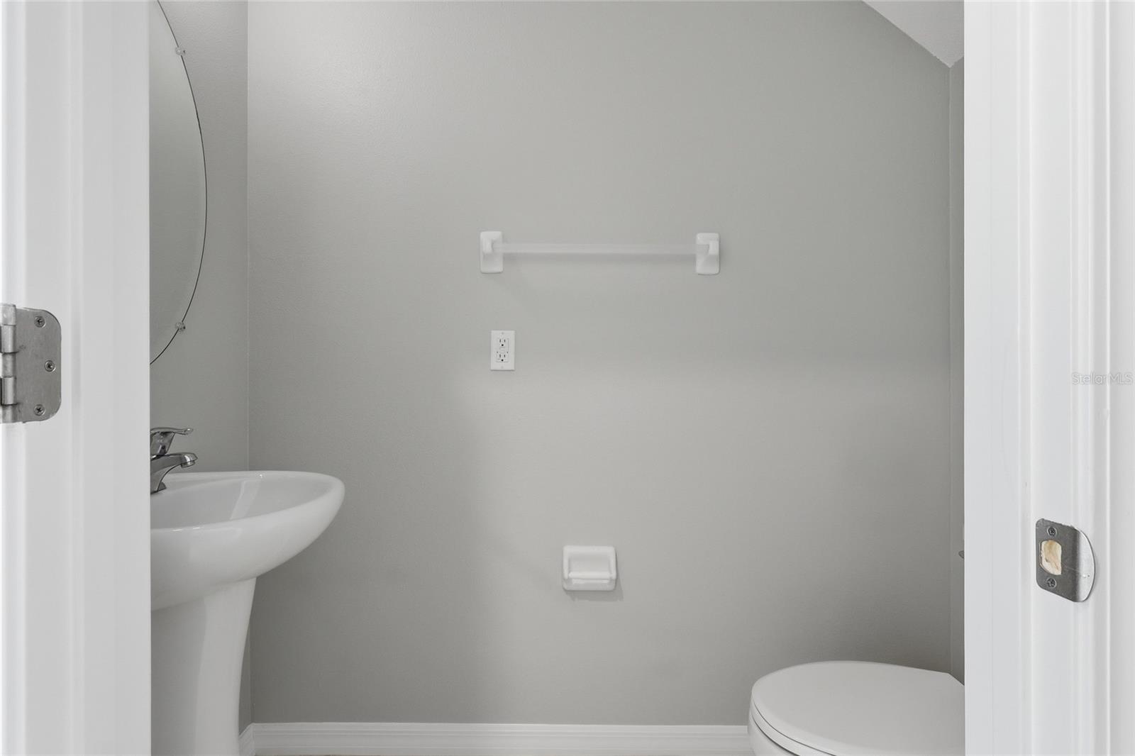 17237 WHITE MANGROVE DR — photo 25