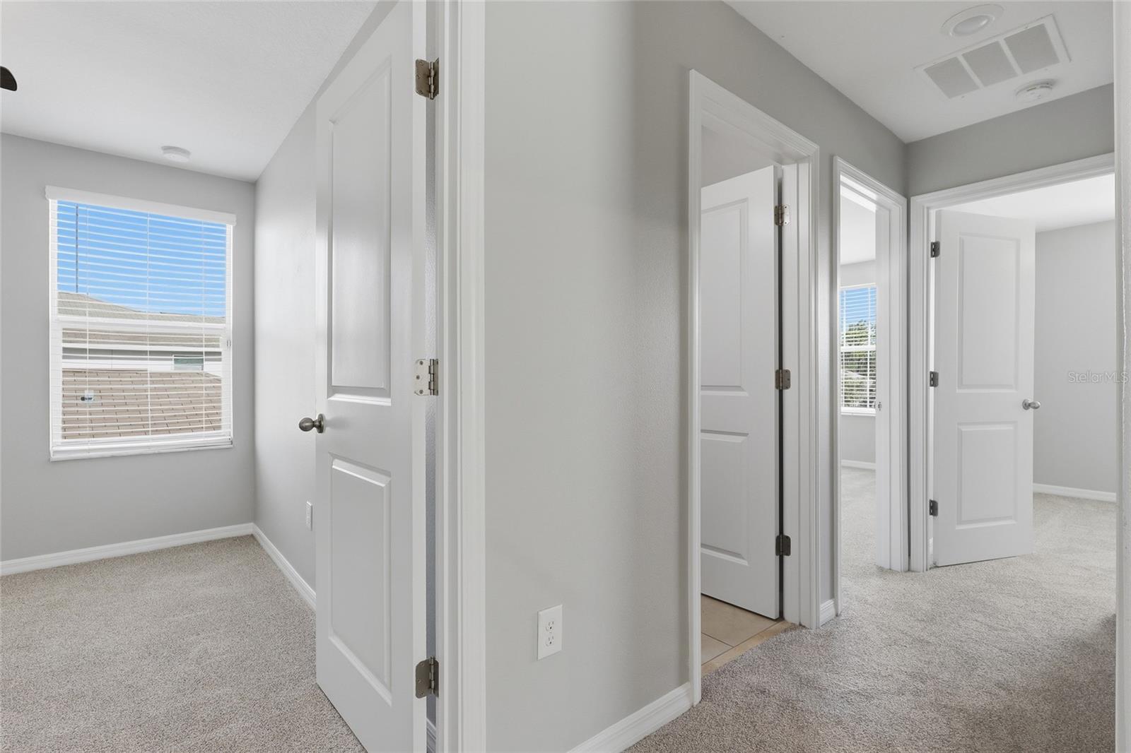 17237 WHITE MANGROVE DR — photo 33