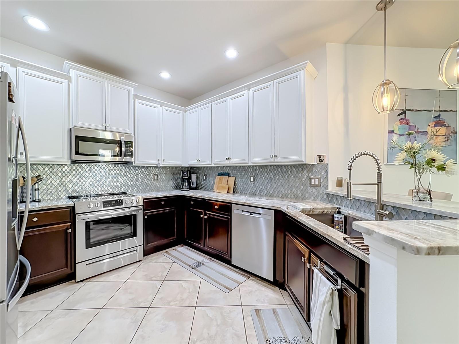 5539 SUNSET FALLS DR — photo 9