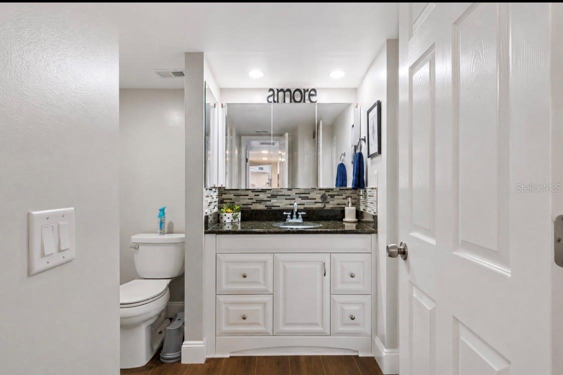 644 ISLAND WAY #405 — photo 25