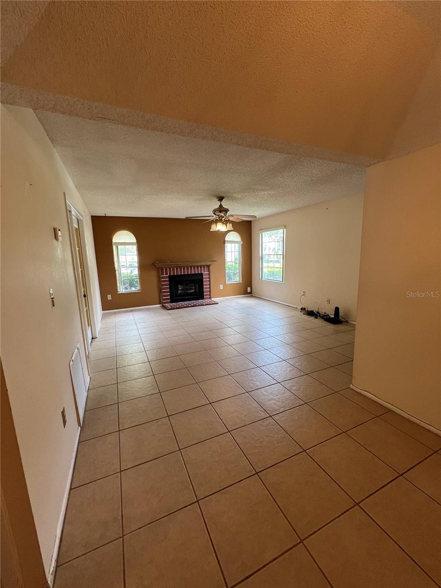 11940 SKYLAKE PL #11940-A — photo 4