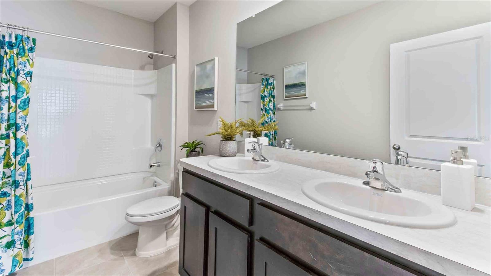2422 BENDER DR — photo 15