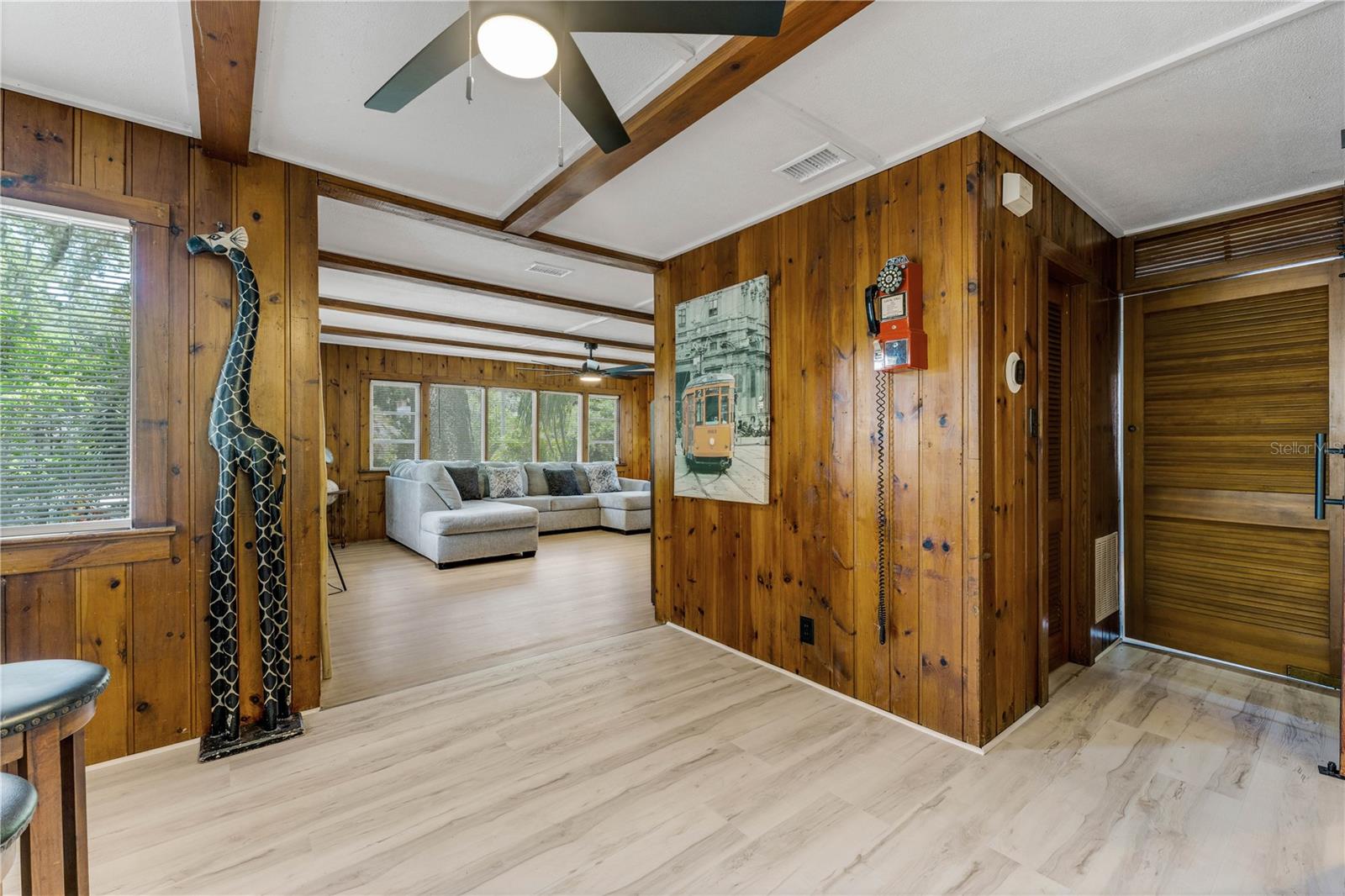 5651 ORANGE GROVE AVE — photo 21