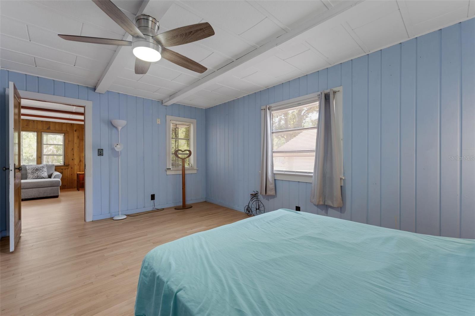 5651 ORANGE GROVE AVE — photo 15