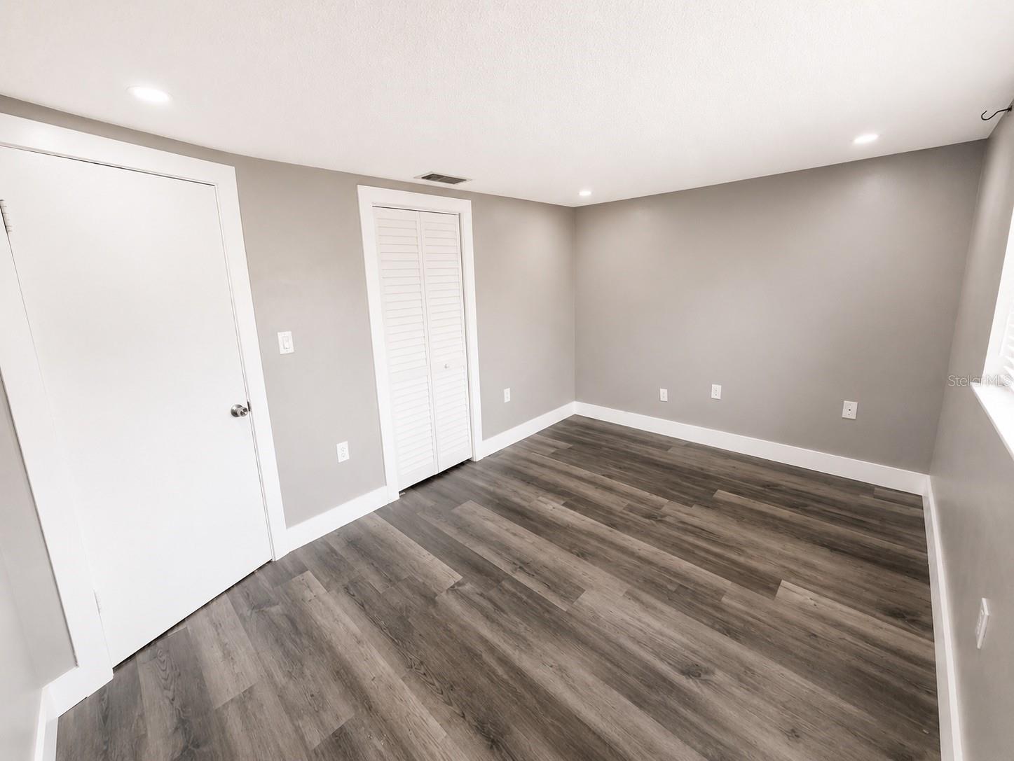9015 PROSPERITY LN — photo 10