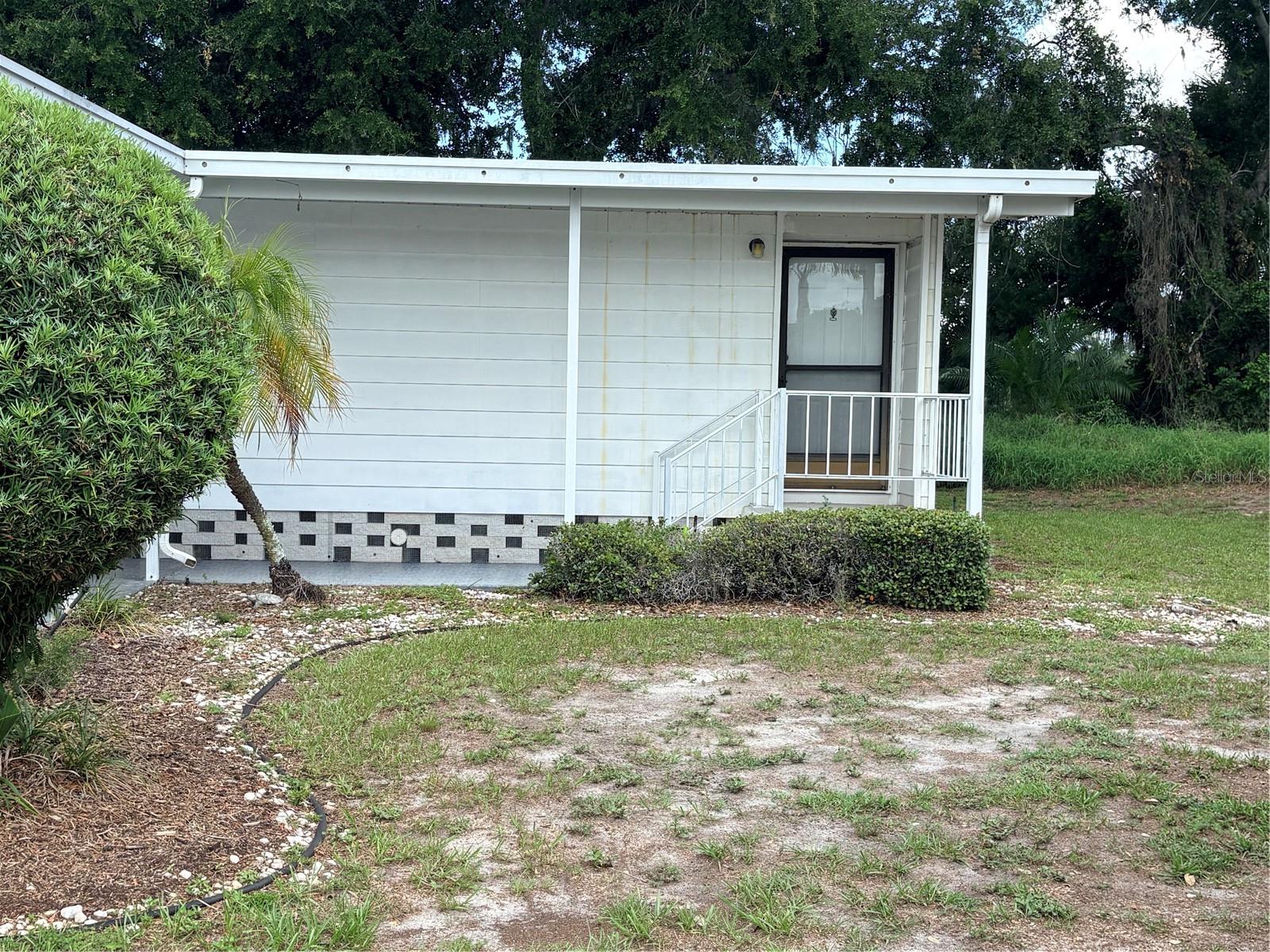 8519 BUCKINGHAM PL — photo 5