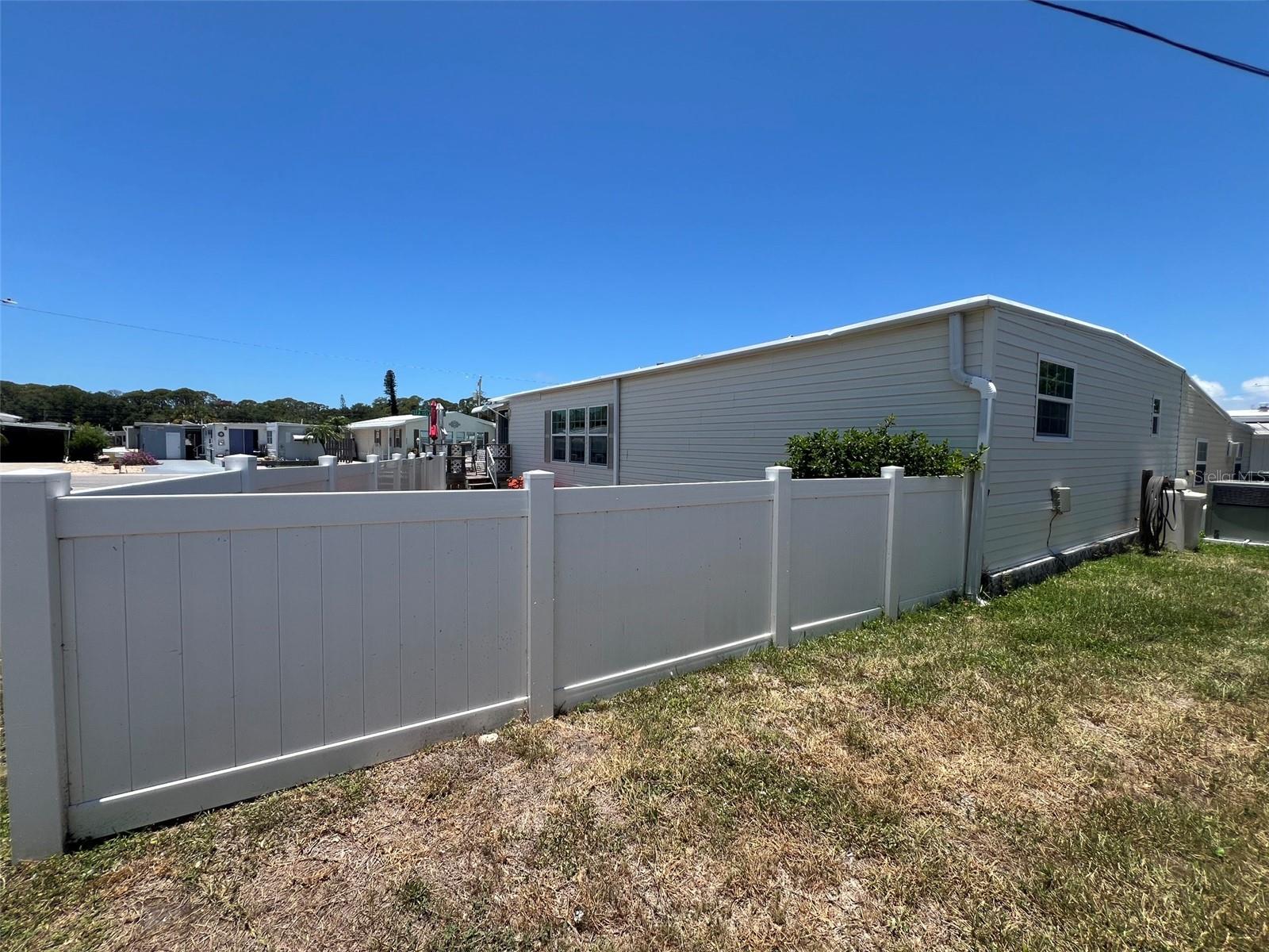 4906 SEA ISLAND AVE — photo 21