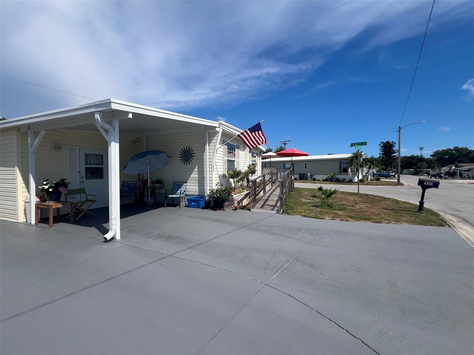 4906 SEA ISLAND AVE — photo 20