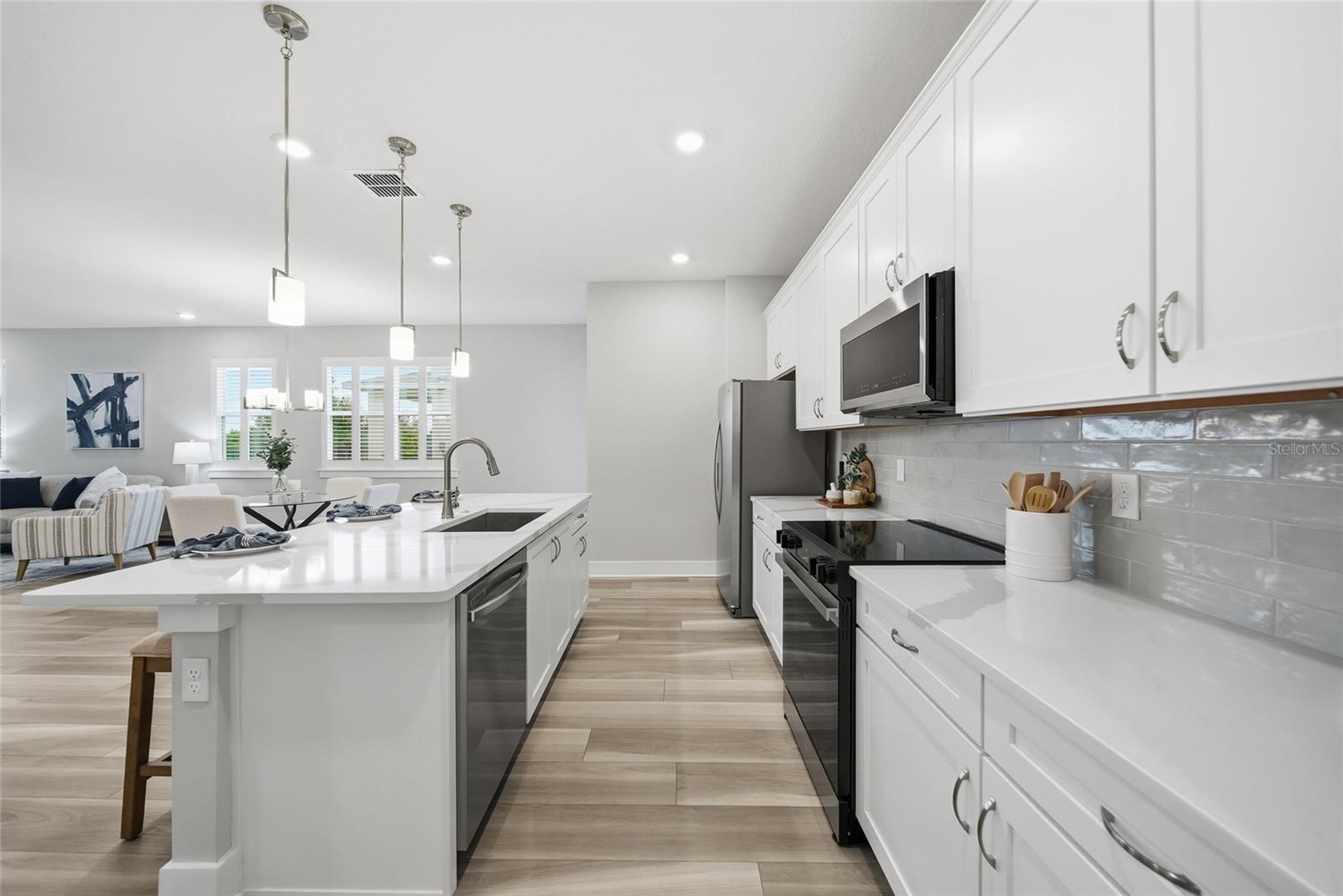 31887 ANCHOR POINT DR — photo 4