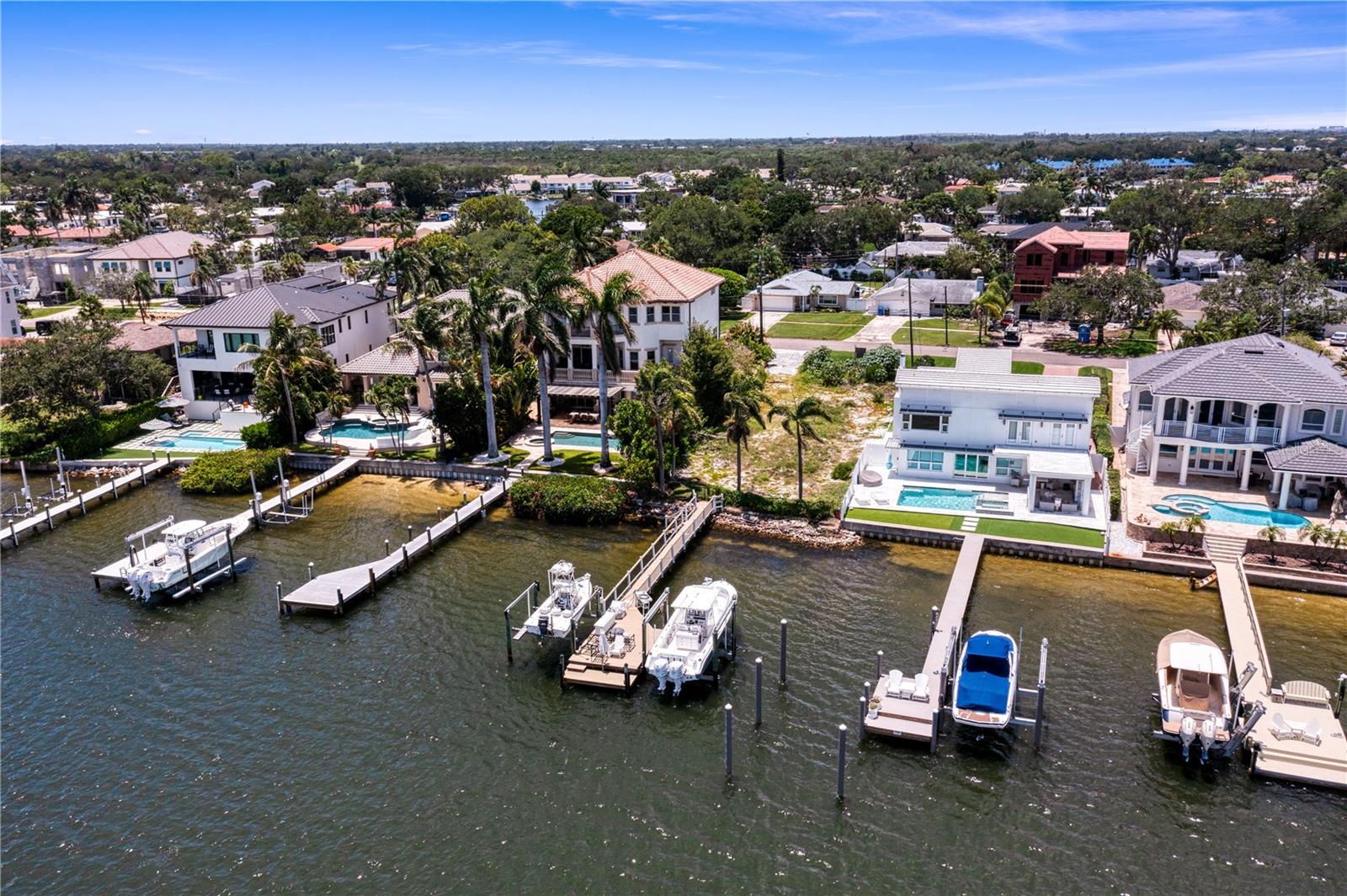 6527 BAYOU GRANDE BLVD NE — photo 8