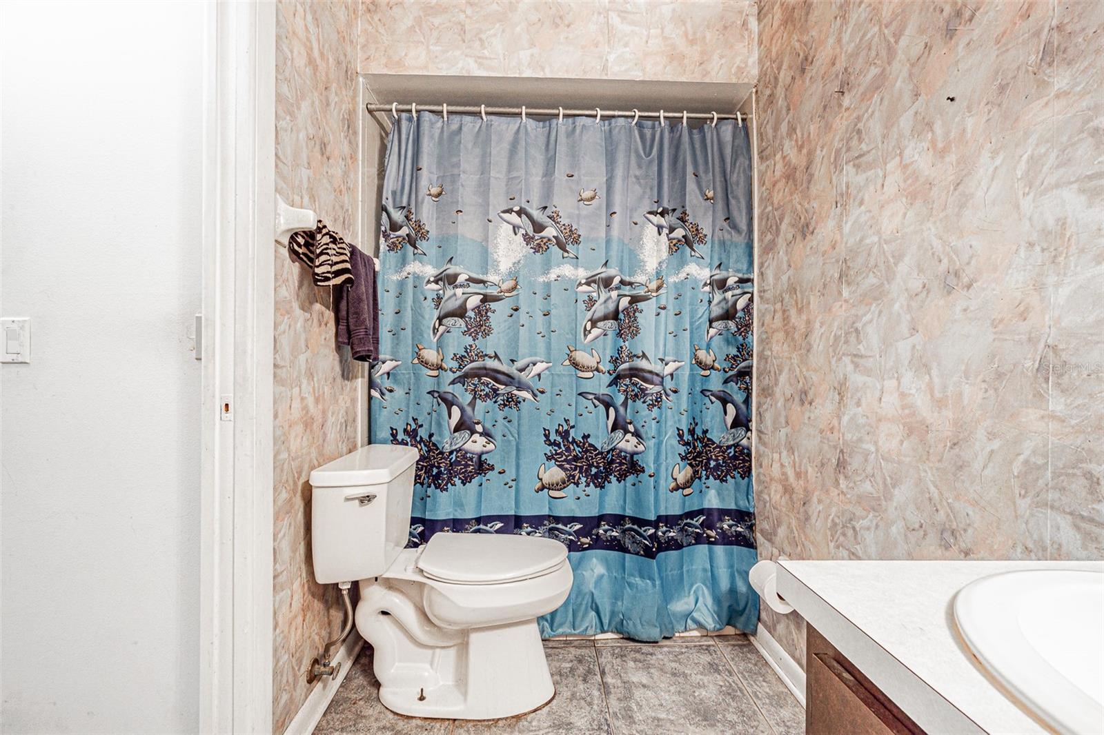 18425 SWAN LAKE DR — photo 48