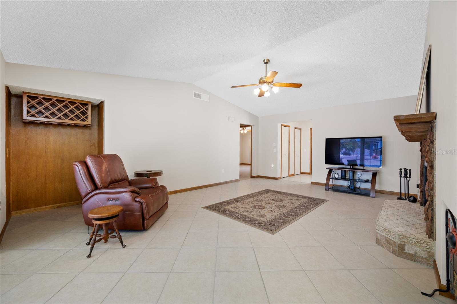 2409 OSPREY AVE — photo 18
