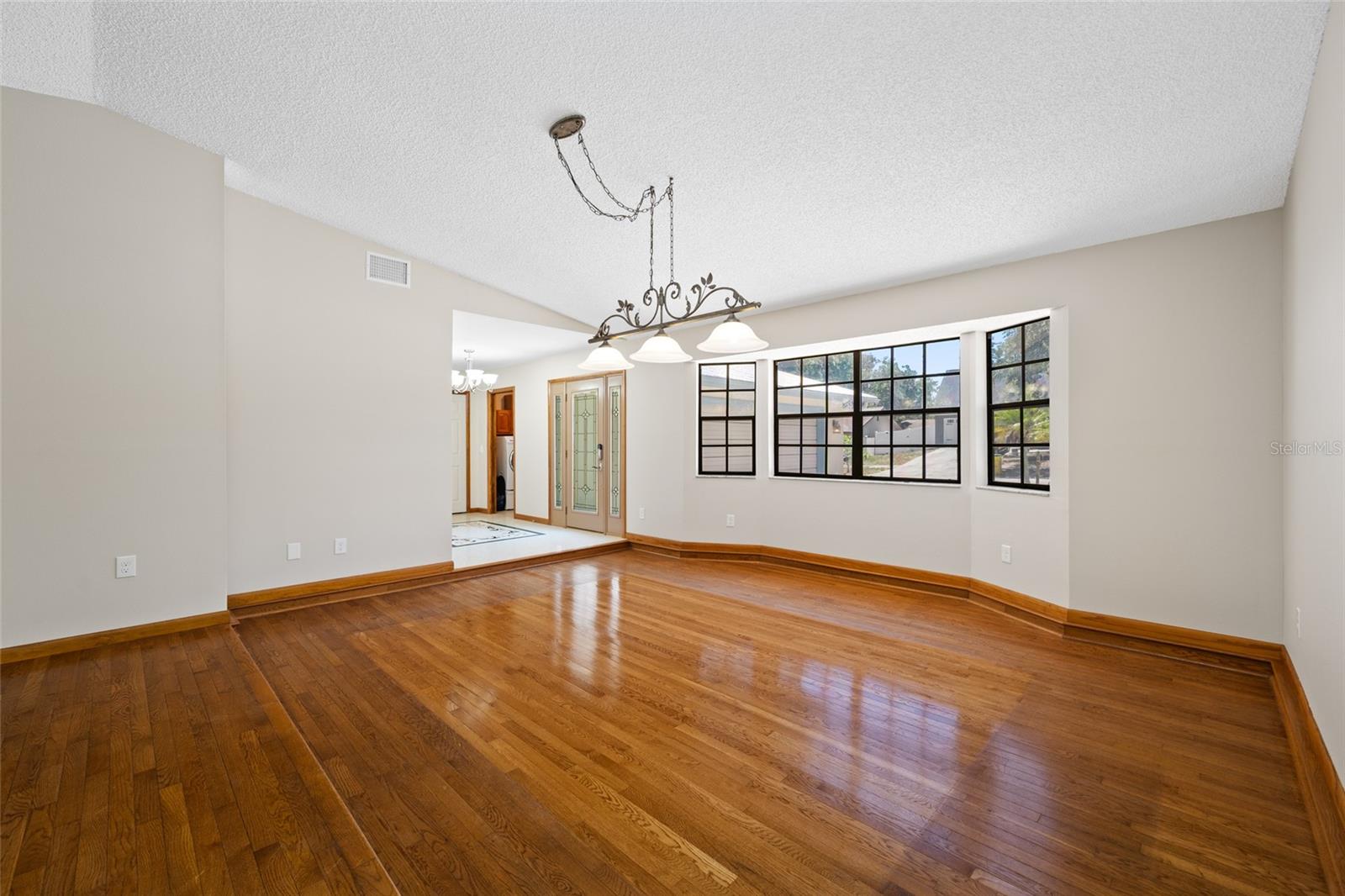 2409 OSPREY AVE — photo 7