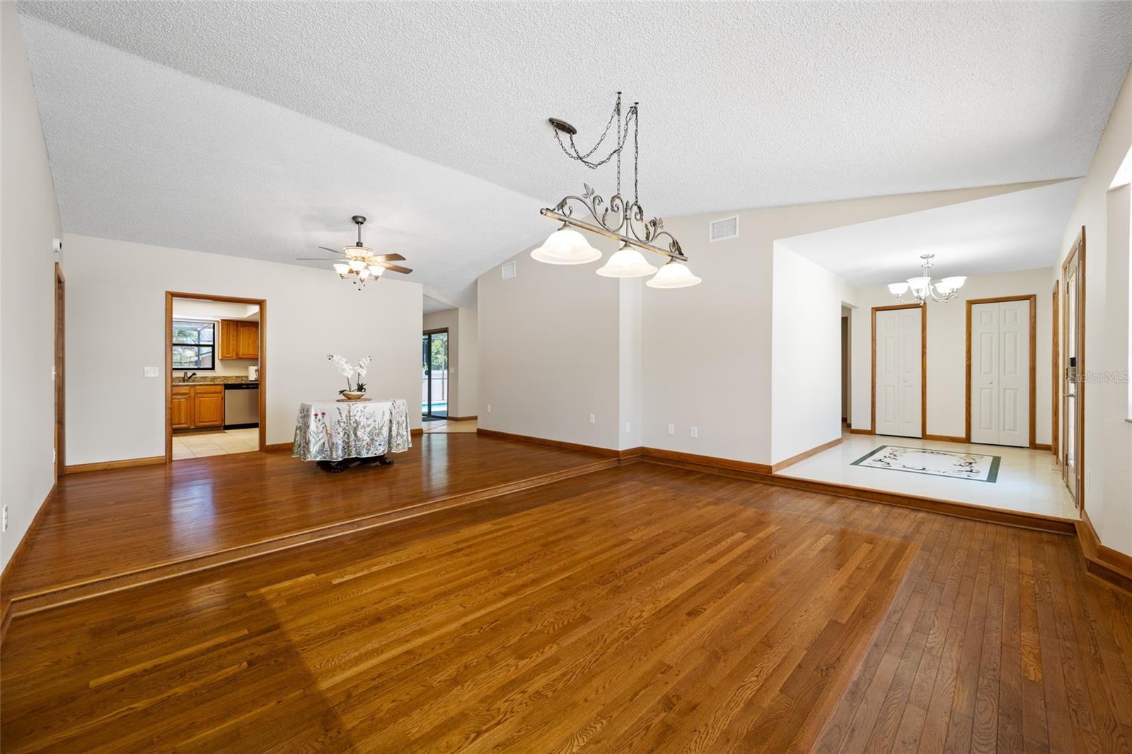 2409 OSPREY AVE — photo 5