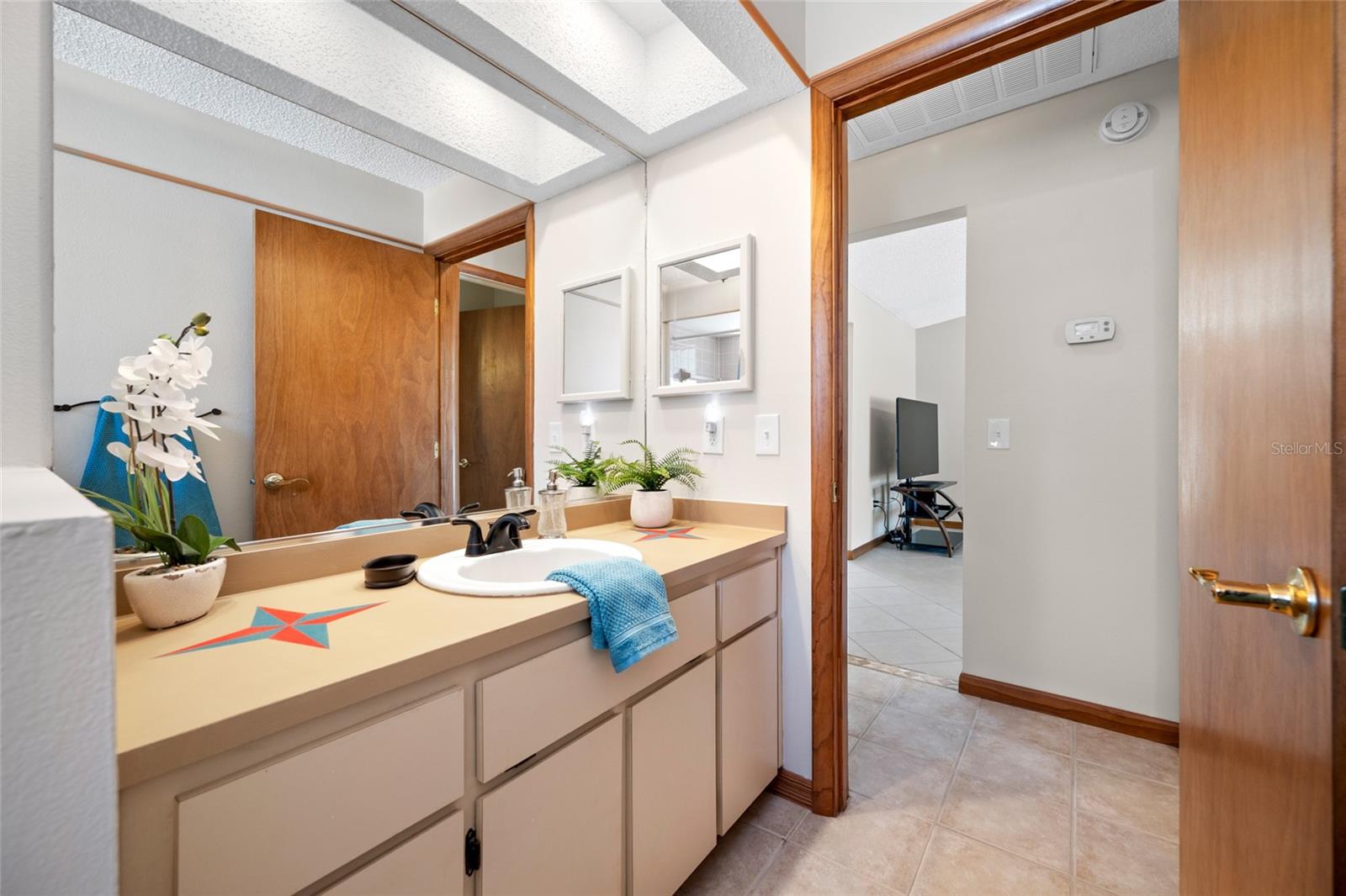 2409 OSPREY AVE — photo 32