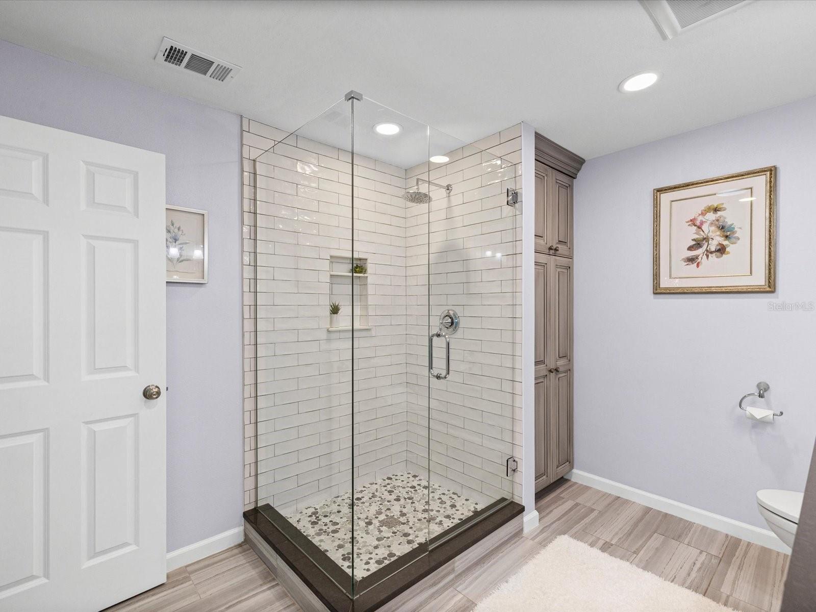 2285 WATROUS DR — photo 17