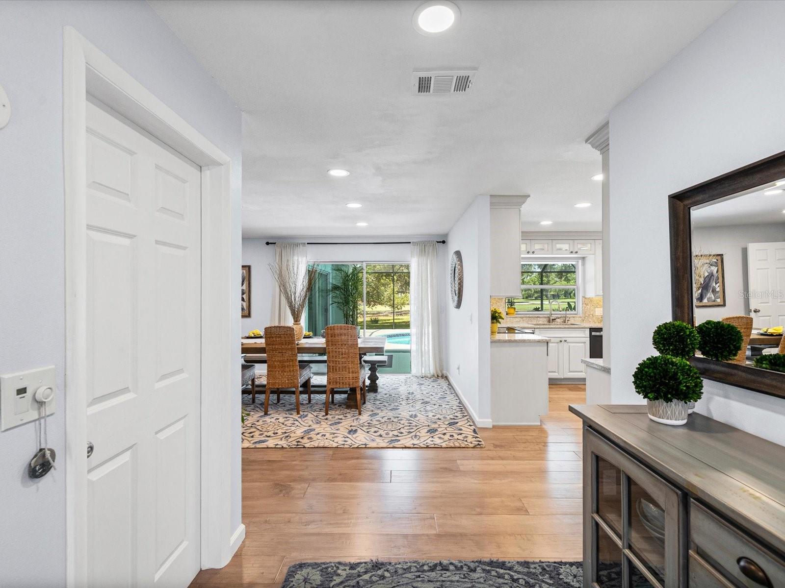 2285 WATROUS DR — photo 11