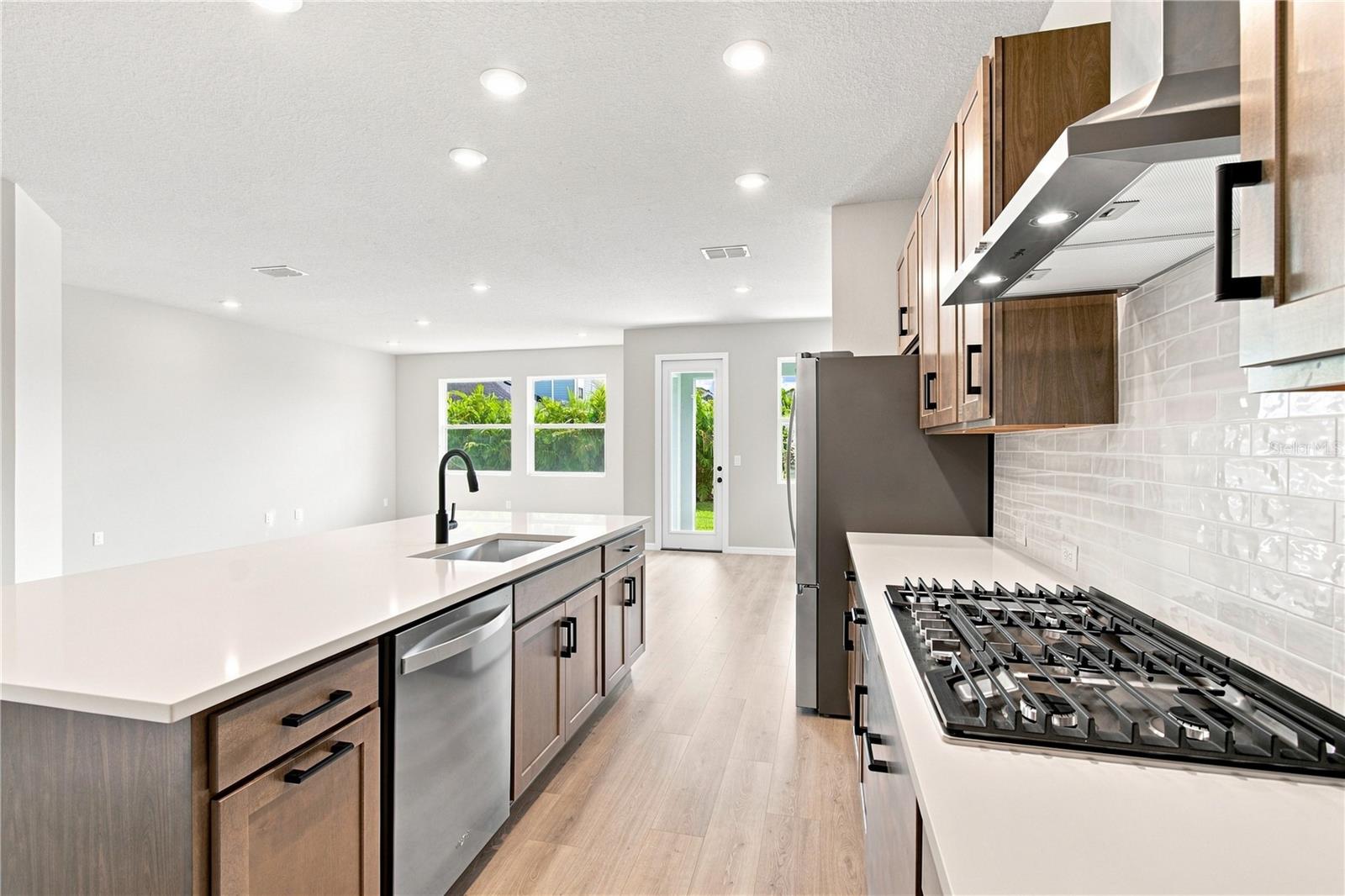 5133 CREEK SAND DR — photo 4