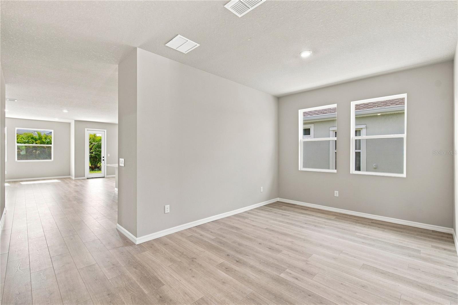 5133 CREEK SAND DR — photo 13