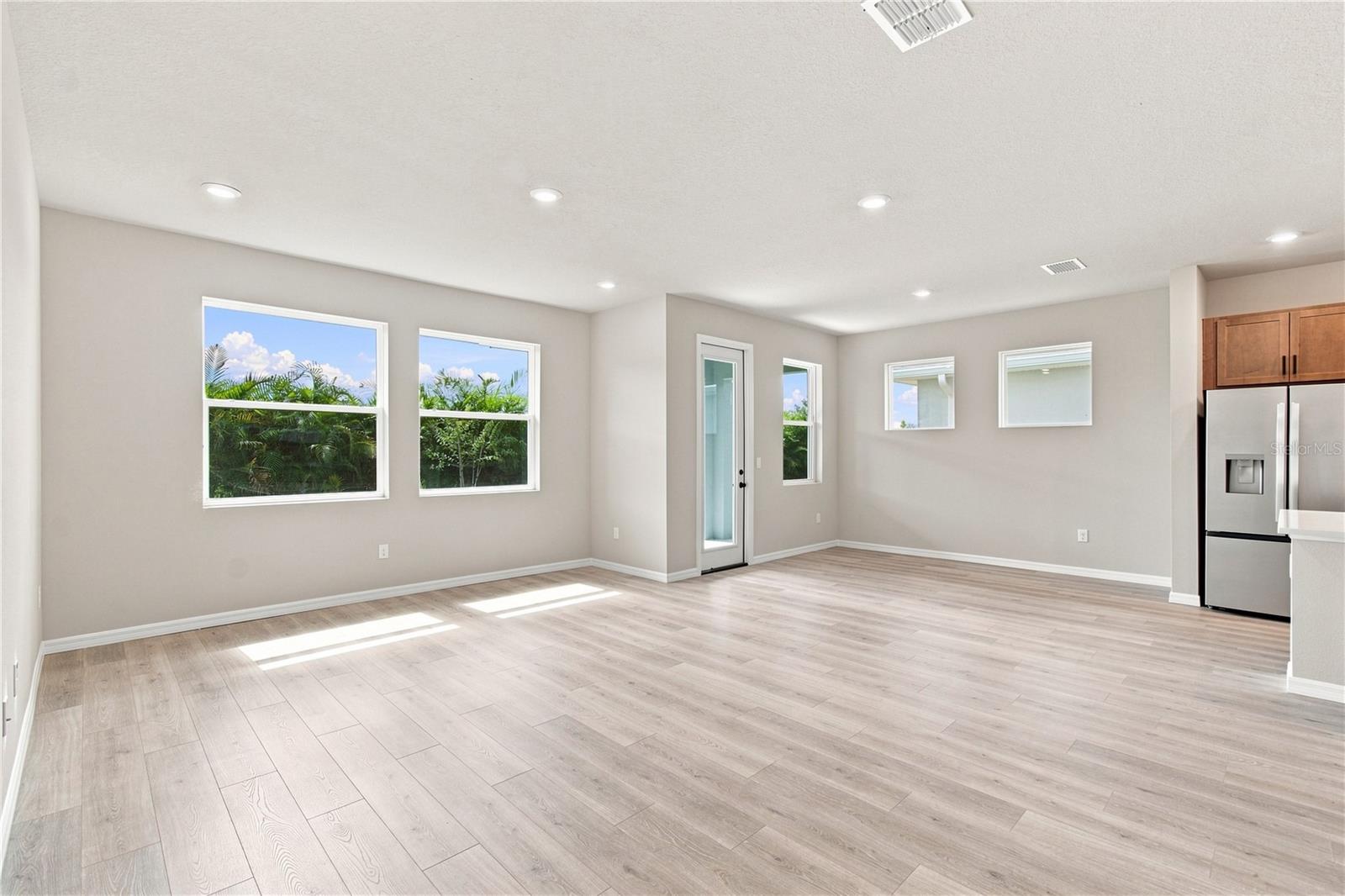 5133 CREEK SAND DR — photo 10