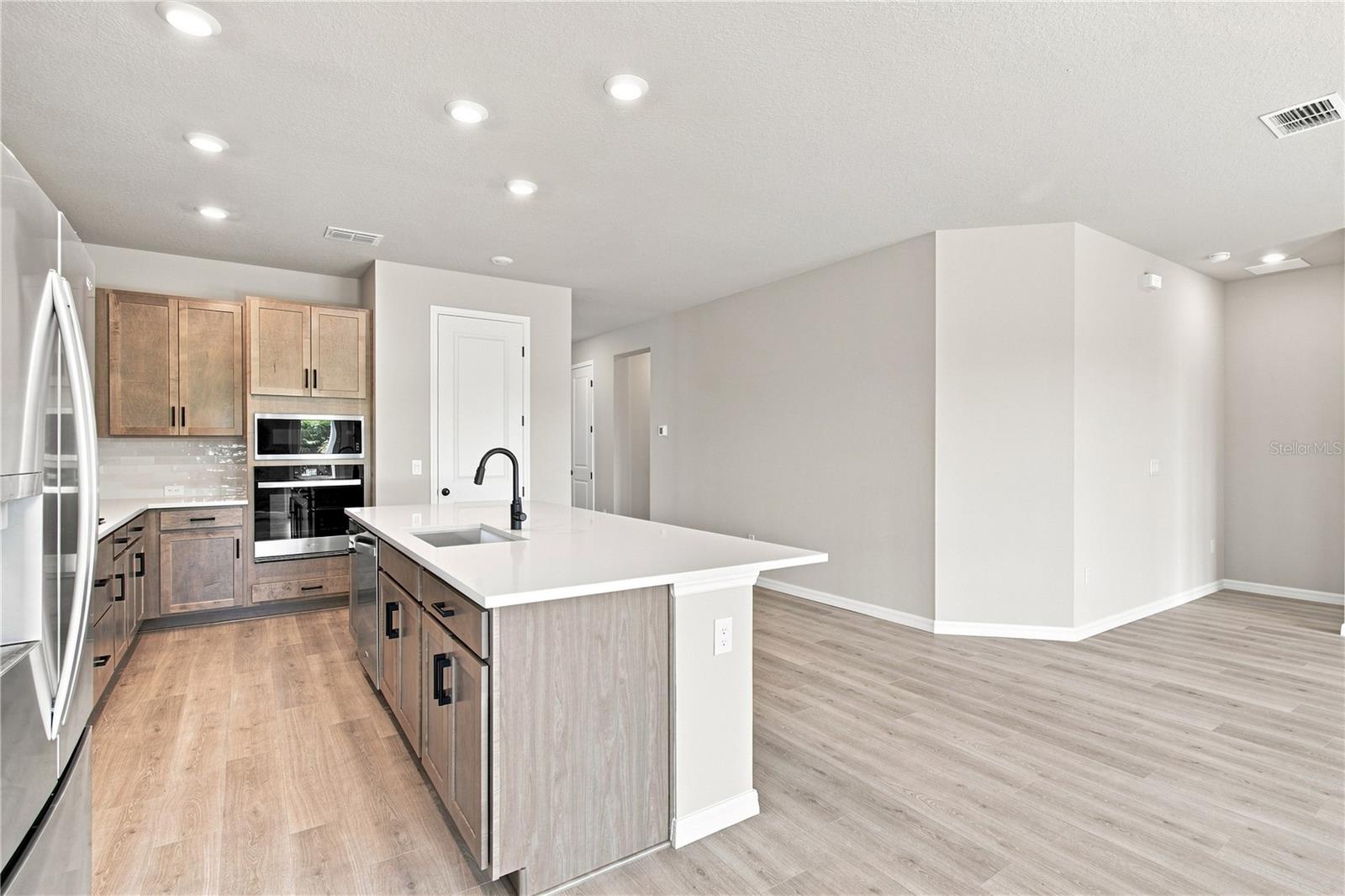 5133 CREEK SAND DR — photo 6
