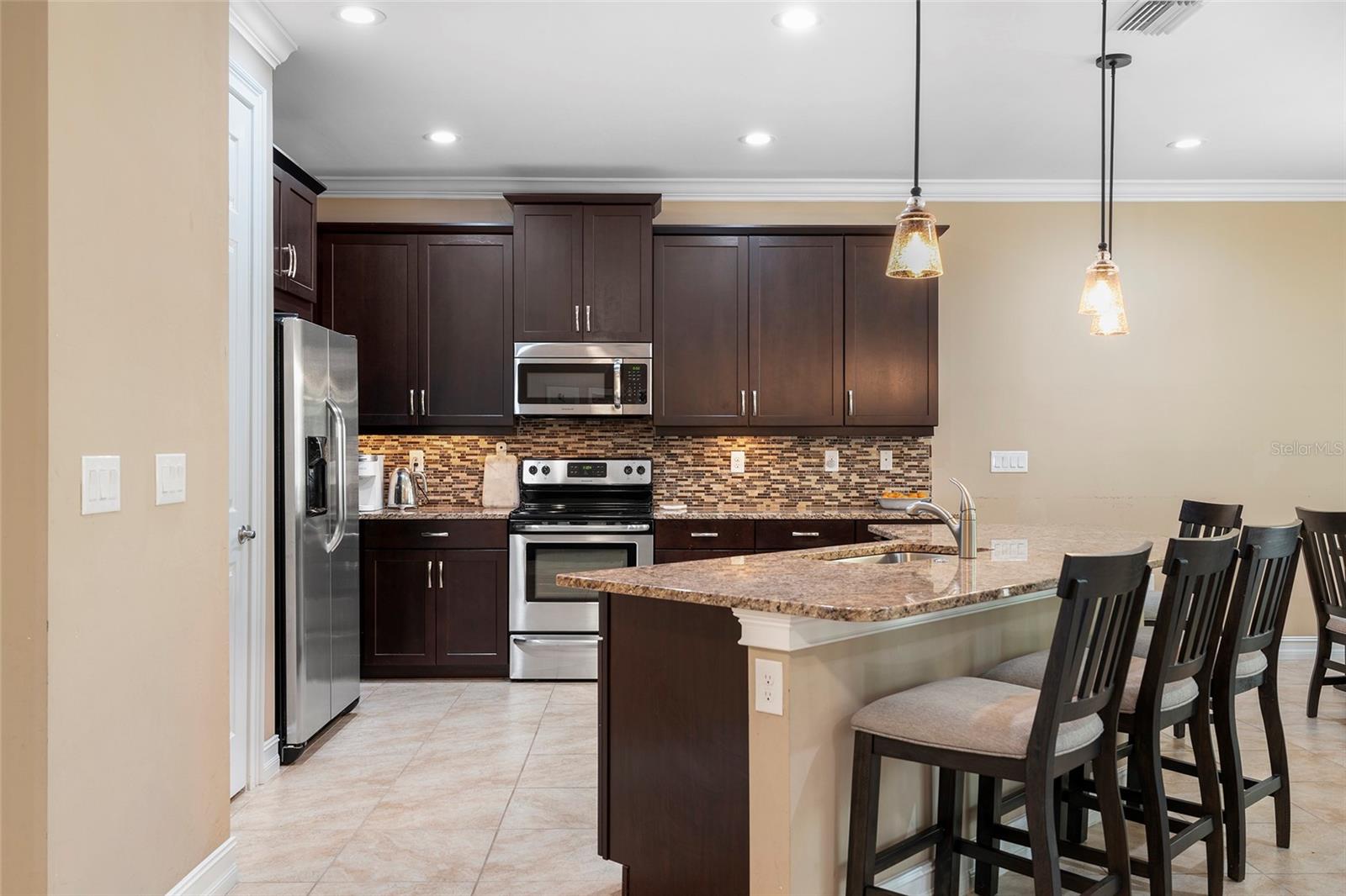 1015 BLUFFWOOD DR — photo 10