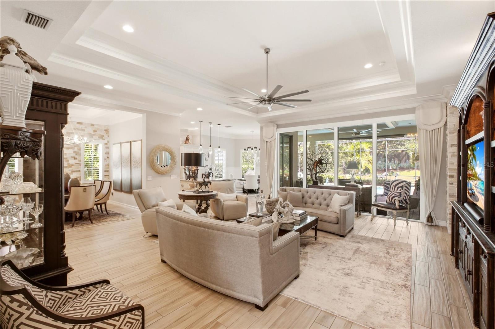 7952 MATERA CT — photo 12