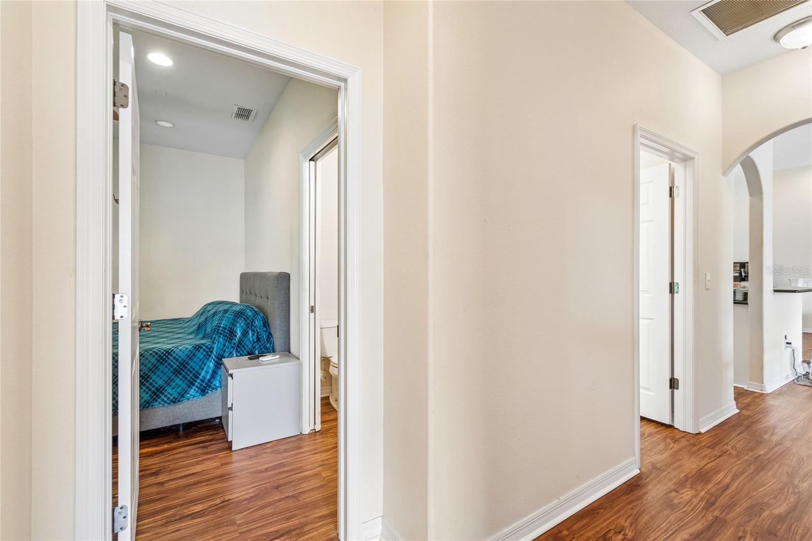 21041 SUNPOINT WAY #201 — photo 42