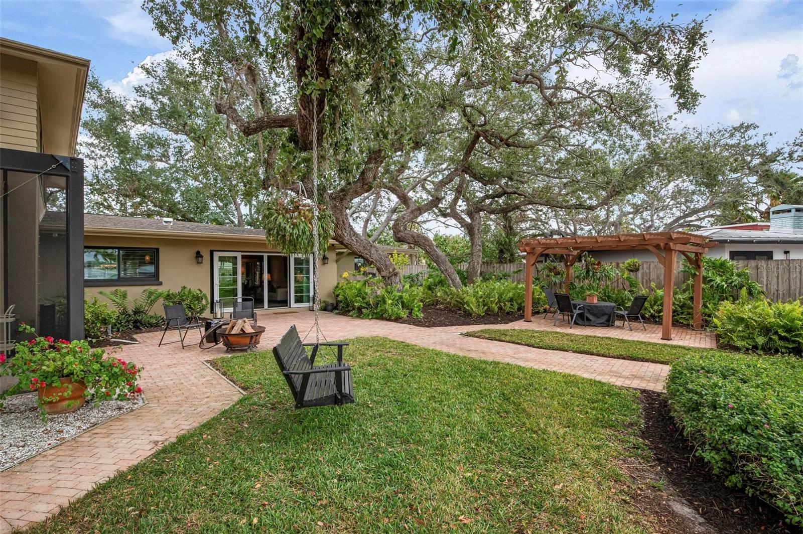 1827 BAYWOOD DR — photo 50