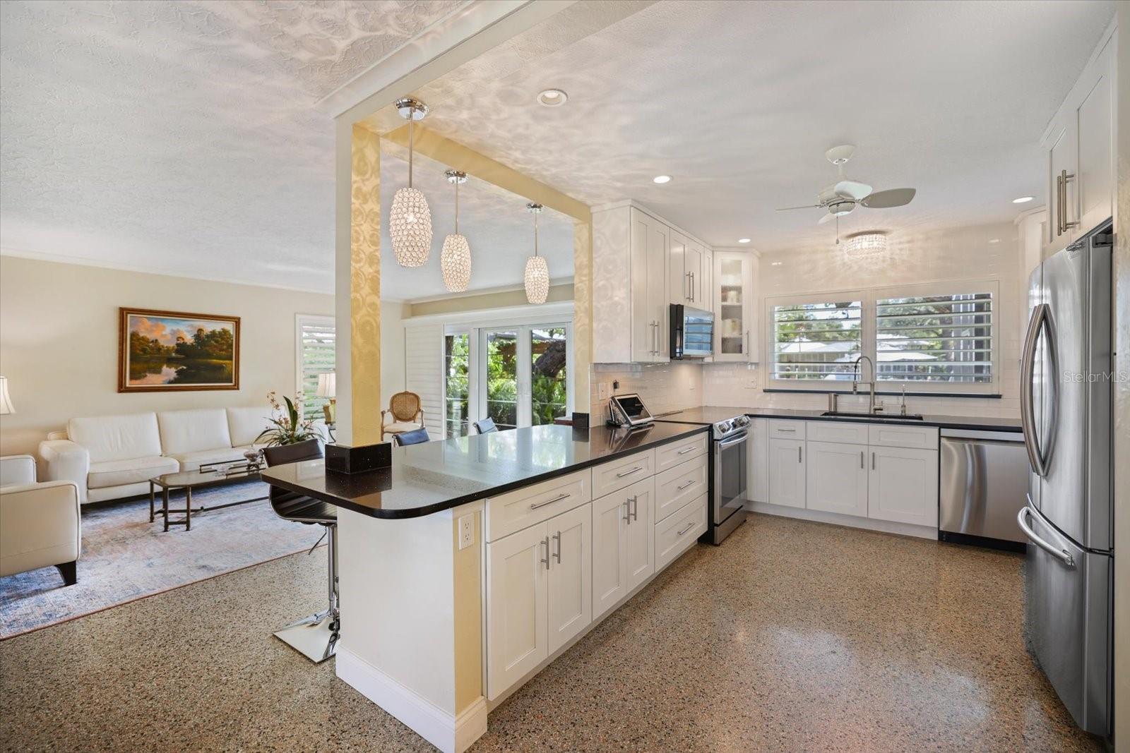 1827 BAYWOOD DR — photo 8