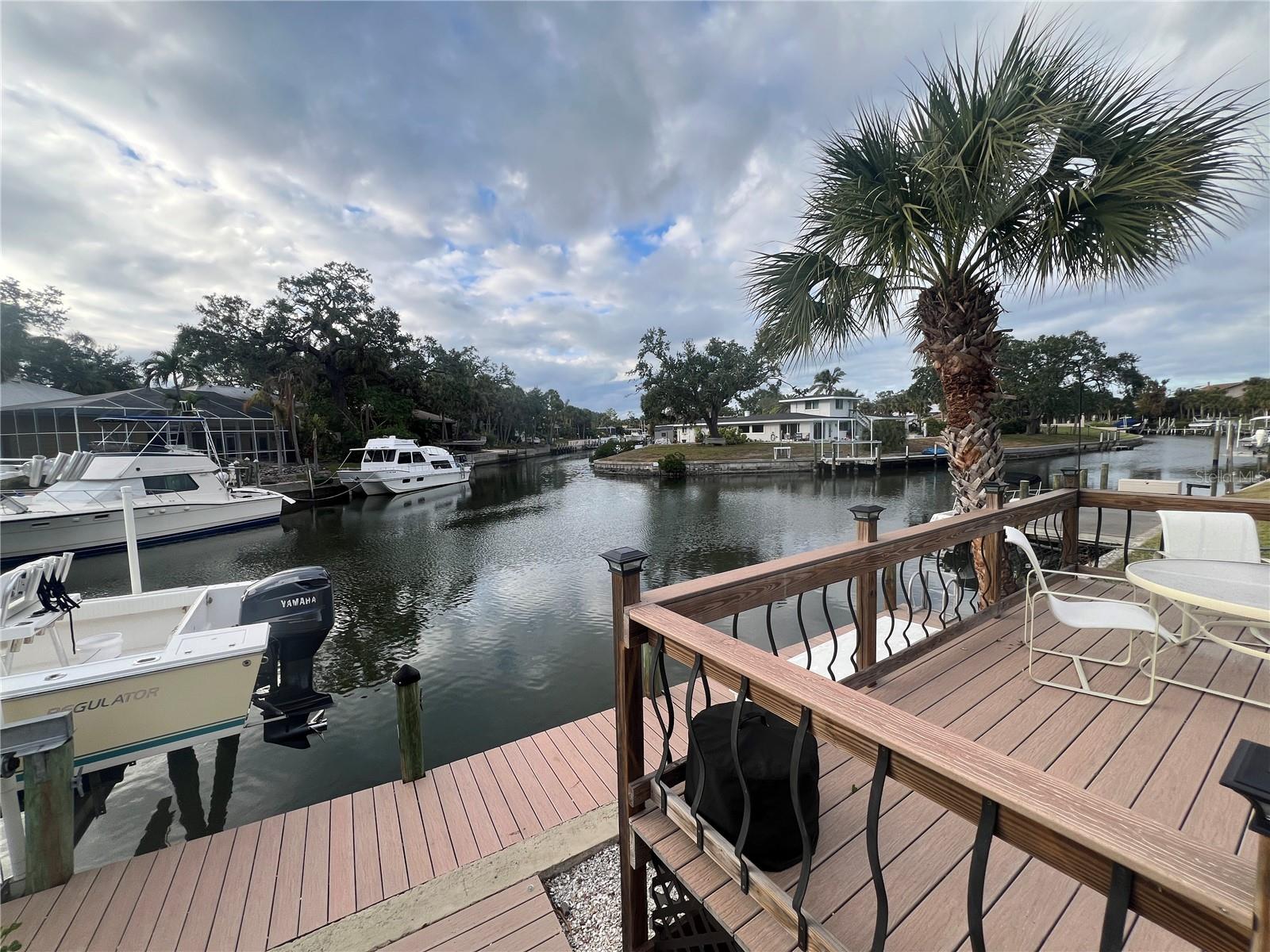 1827 BAYWOOD DR — photo 47