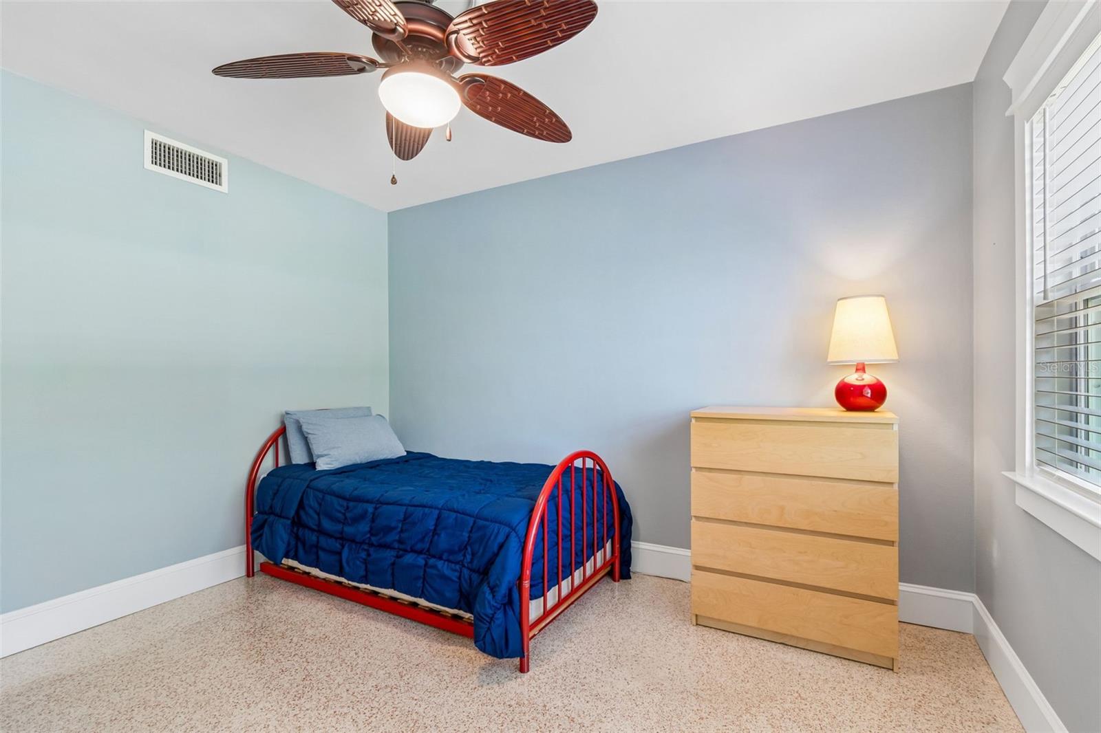 1743 EAGLES NEST DR — photo 41